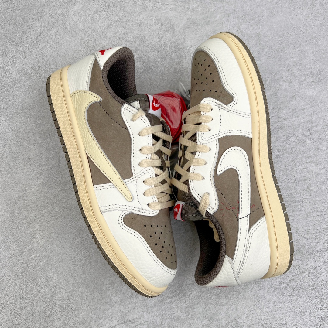 图片[3]-💰240 ＃SZ纯原 Travis Scott x Air Jordan AJ1 Low OG TS联名白棕倒钩低帮中童童鞋 DO5442-162 重新定义童鞋市场 市场第一款原装童鞋 上脚必是全班最靓的仔 原纸板数据开发 原厂配置 市面唯一原装批次区别市面 原厂大底磨具真实半码 同步原厂十三个尺码段 原厂Prime Asia贝利进口皮料加持 原盒原配 原厂拉帮工艺 针距密度一致 后跟弧度收口自然不对折 极致一眼正品既视感 进口电脑针车工艺 鞋面清洁度最高QC检验标准 控制溢胶 广东原厂电绣工艺 鞋标鞋盒 防尘纸 均采购来自原厂 尺码：27.5 28 28.5 29.5 30 31 31.5 32 33 33.5 34 35 36 编码：by3936010-运动鞋