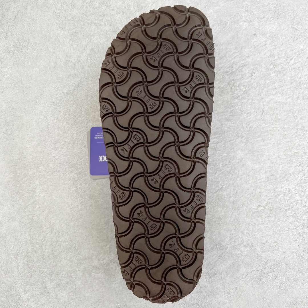 图片[9]-＃DG纯原福利 Birkenstock London 系列勃肯皮革绒面双扣时尚休闲平底鞋 牛皮绒面革质地柔软 搭配可调节鞋扣提升穿着舒适度 人体工学设计分散脚部压力 保护脚踝 软木乳胶鞋床具有一定的收缩性 长时间穿着后能贴合脚型 EVA鞋底回弹性和抗张性力高 具有良好的防震、缓冲性 四季皆宜 柔软的鞋床采用额外的泡沫缓冲层 提供额外的舒适感和全天支撑 全网独家首发 源于德国的严谨工艺 牛巴戎面 中层松木 EVA 三层组合大底 优质牛皮面料五金扣 出口订单 尺码：36 37 39 40-选品中心