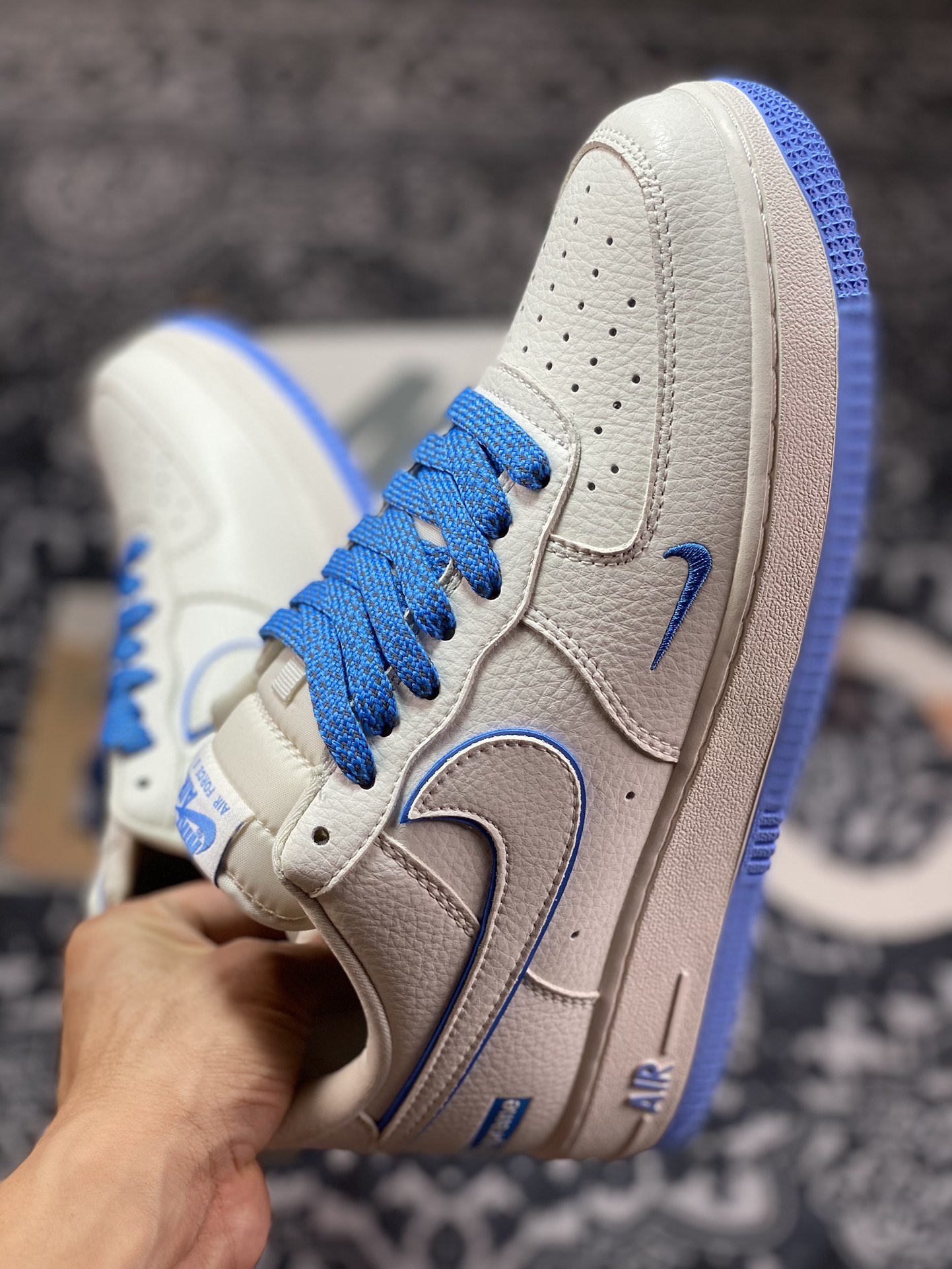 Sup x Air Force 1 Low joint beige blue AE1686-111