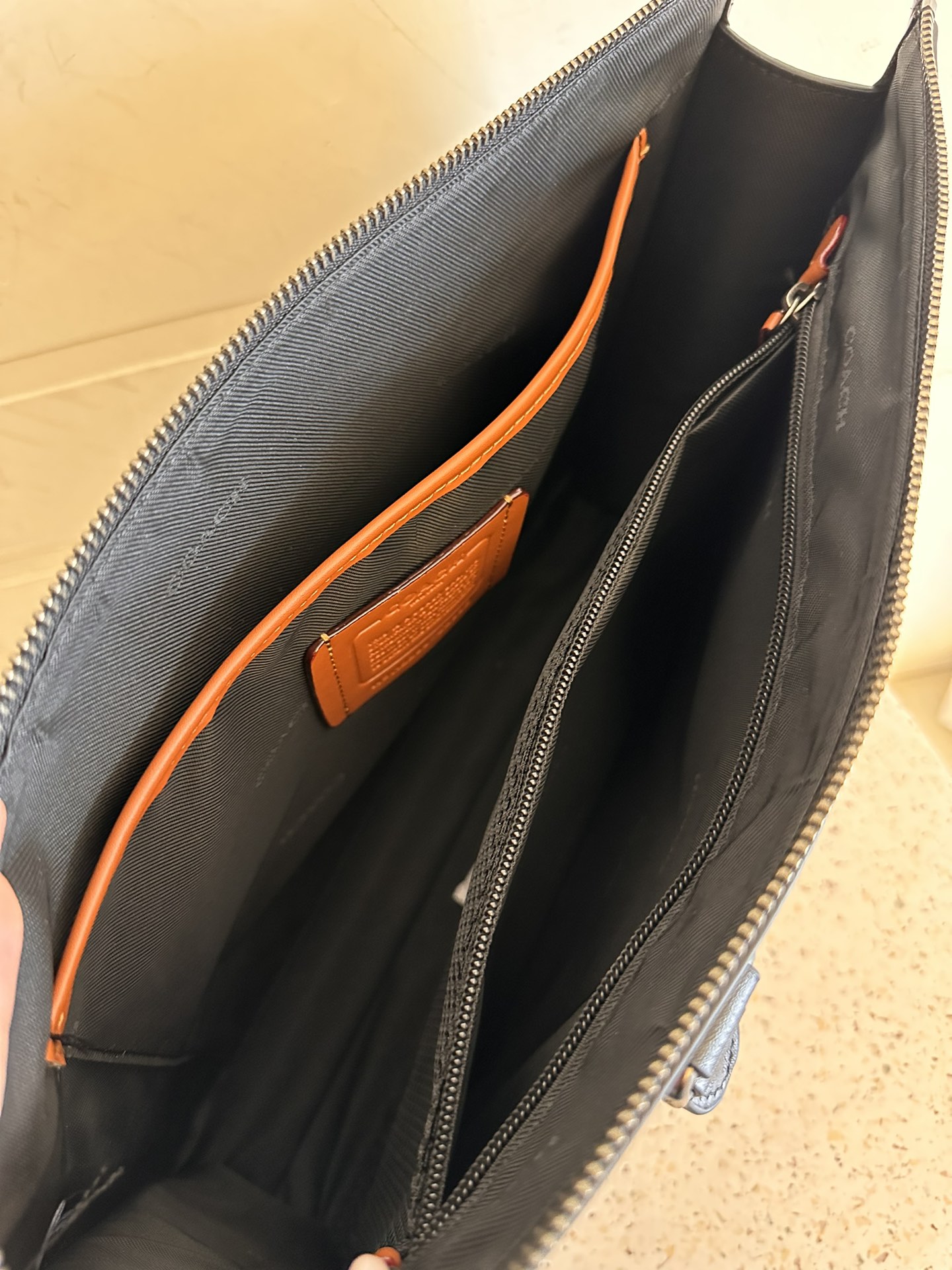 Coach 新款coach蔻驰C0243 C2682男士公文包GOTHAM公事包商务文件包
