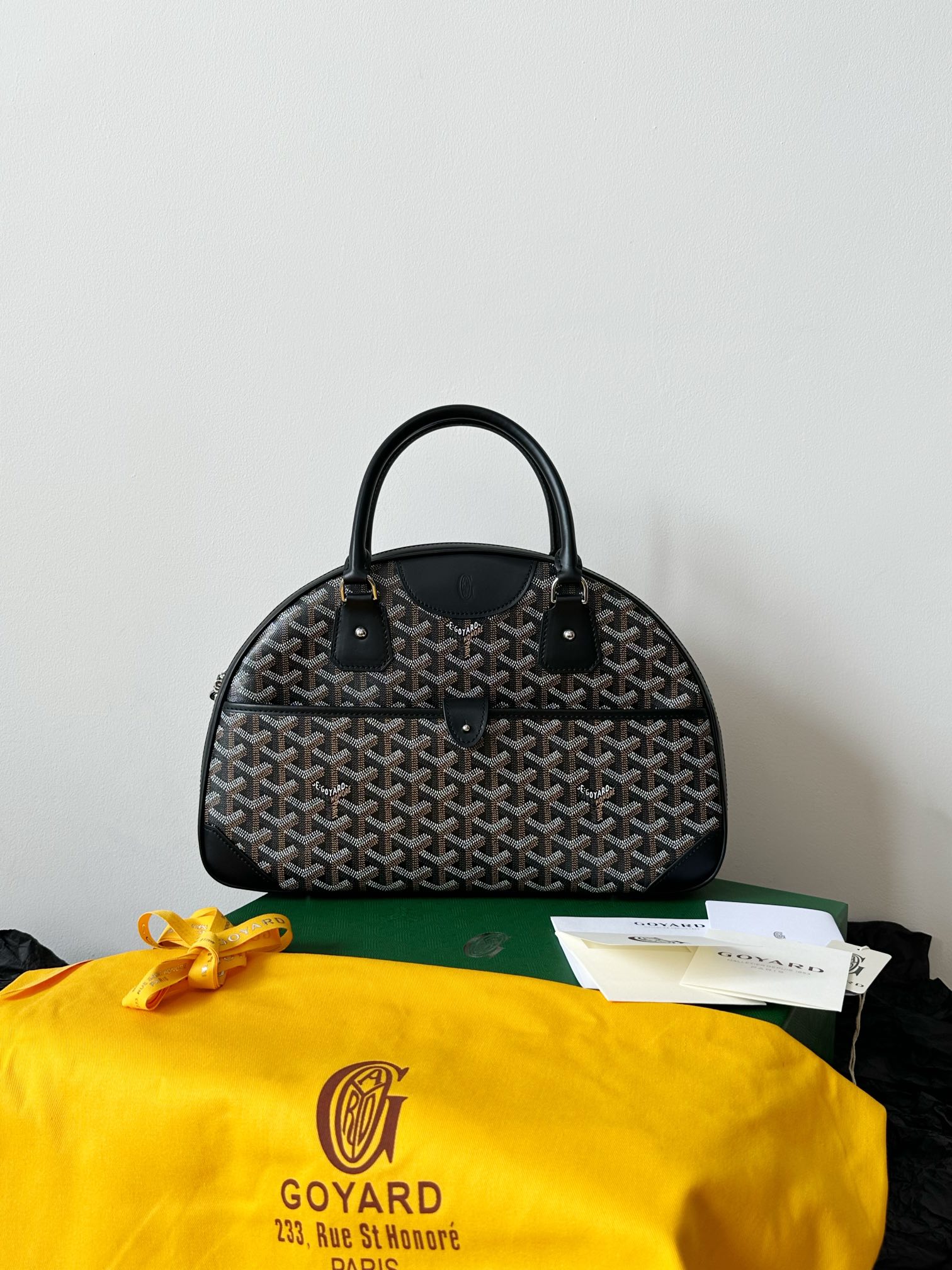 23. Check out the latest inspection-grade goyard bowling ball in medium black and dog-toothed vintage vintage! Recently, Goya has really been swi