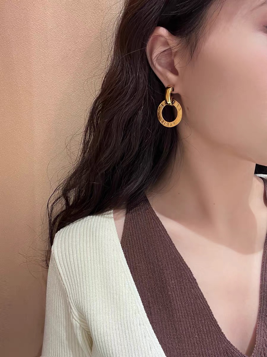 NO:631652,French high-end, Cartier high-end jewelry19860909法式高级感,,卡迪亚高端饰品,Jewelry