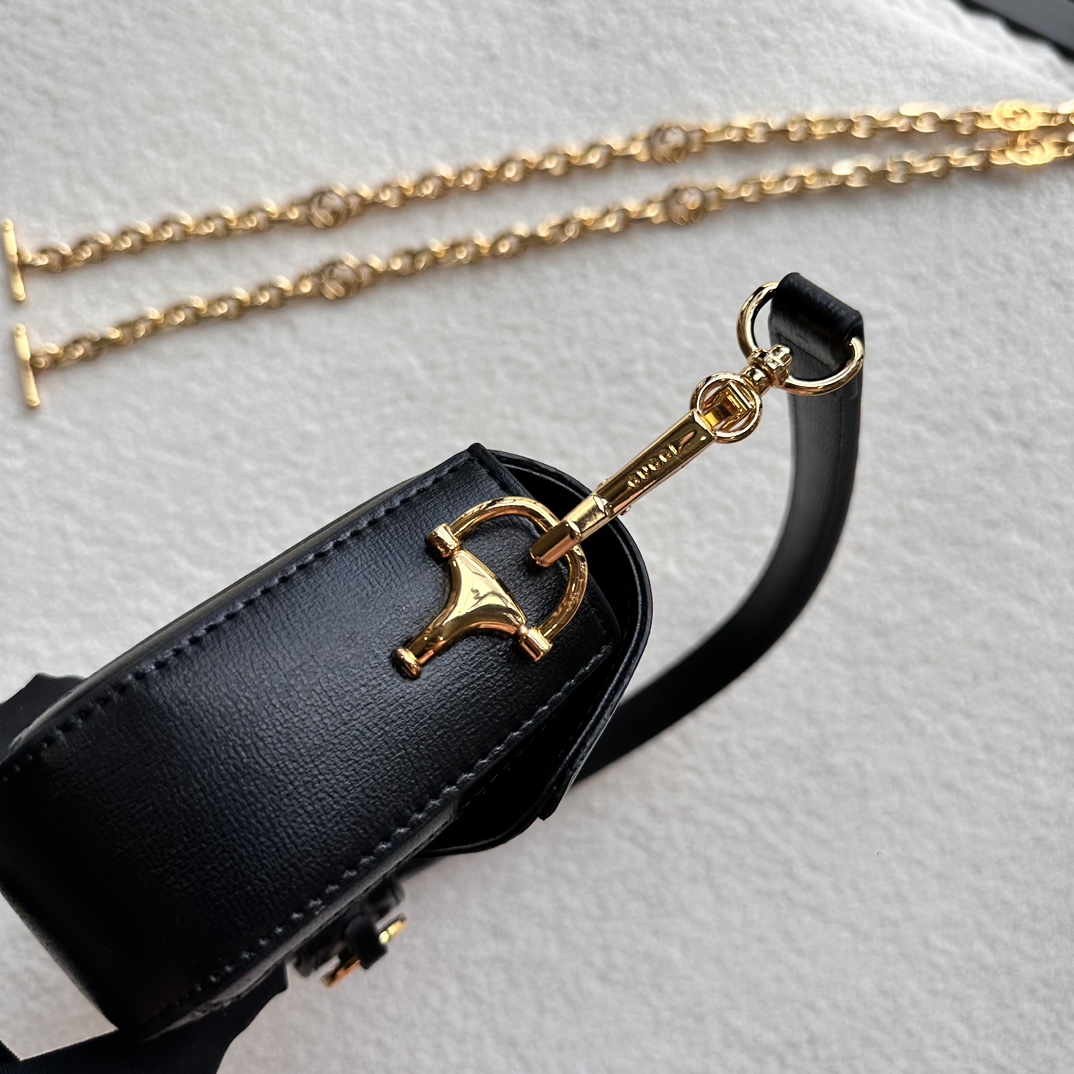 Gucci Horsebit 1955 Beige Black GG Supreme crossbody everyday