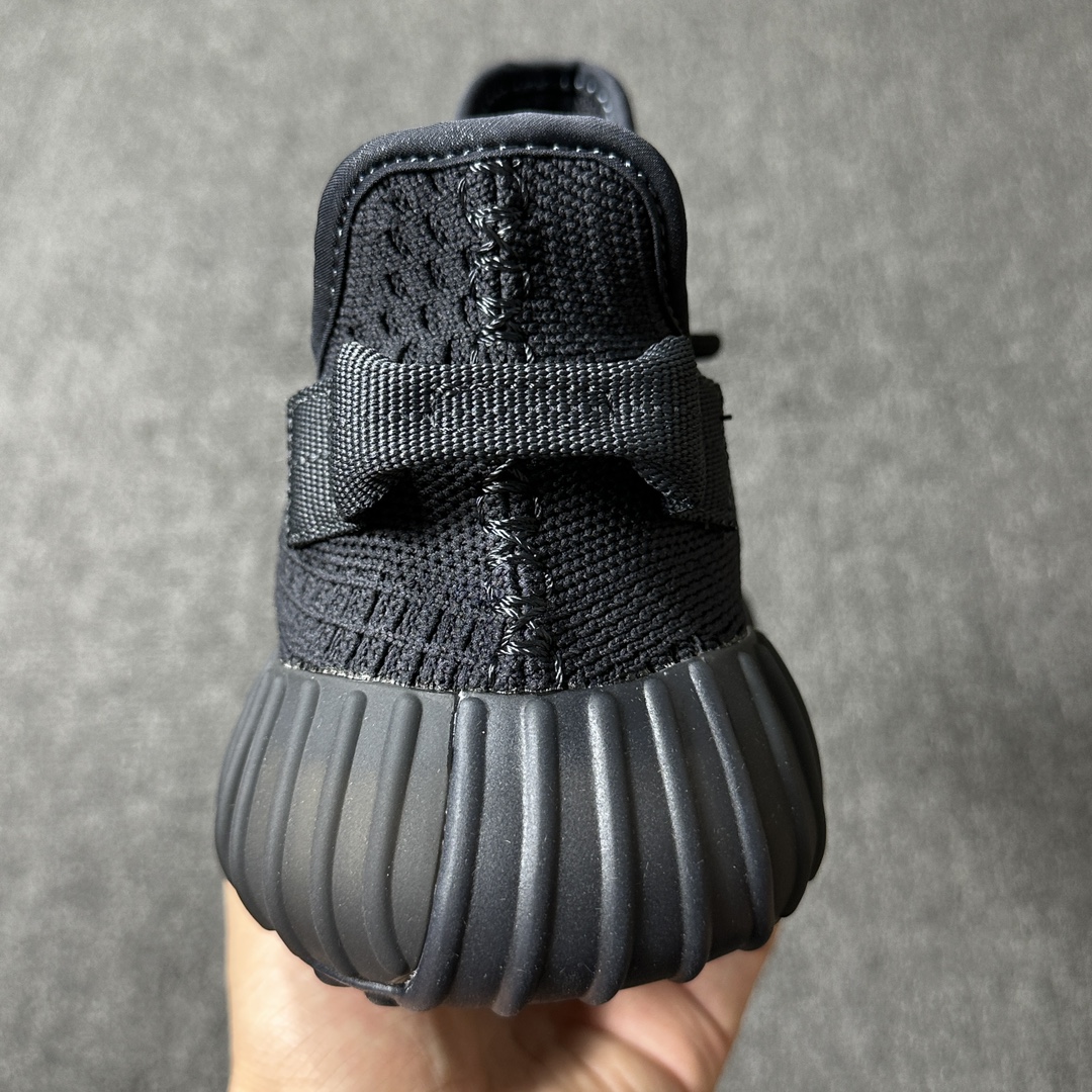 Yeezy玛瑙鞋码36-48总裁L版