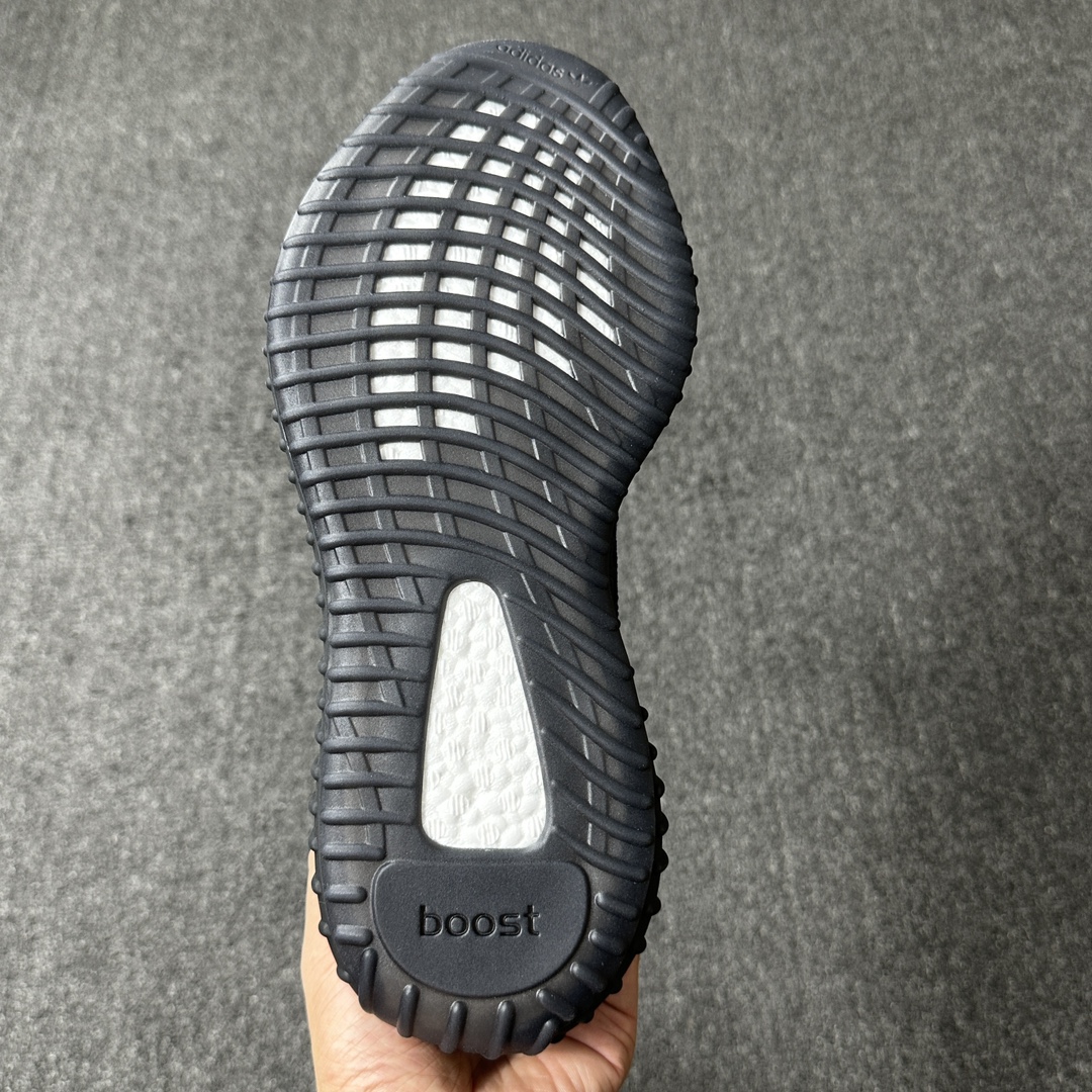 Yeezy玛瑙鞋码36-48总裁L版