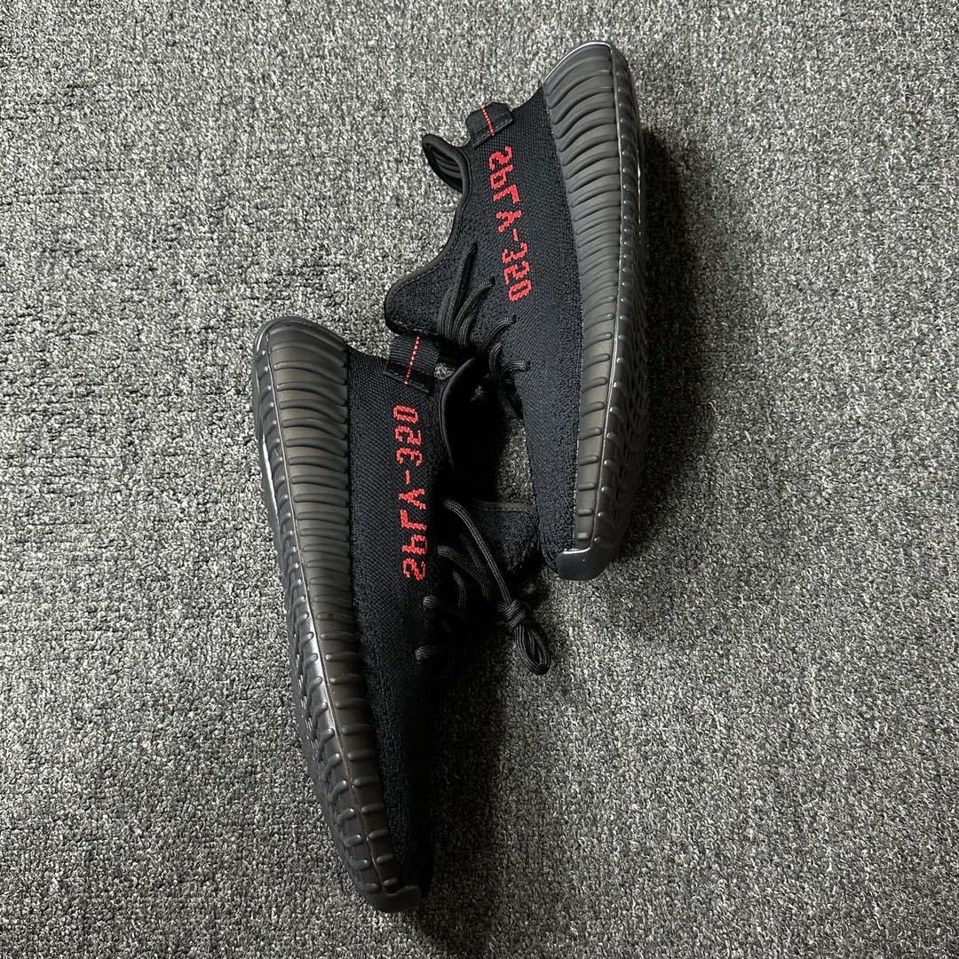 Yeezy黑红文字鞋码36-48总裁