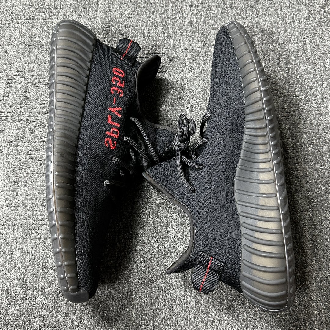 Yeezy黑红文字鞋码36-48总裁