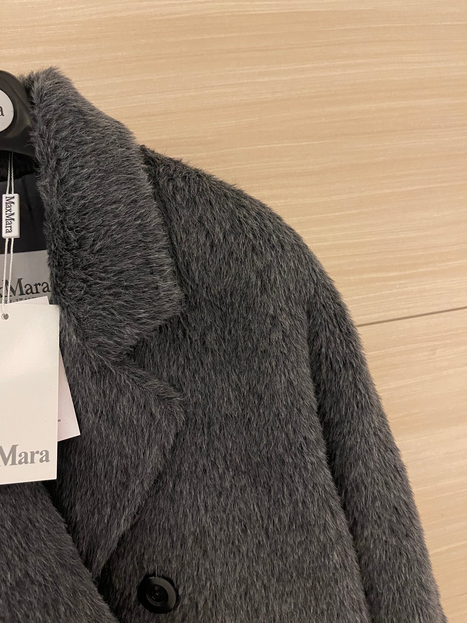 Elegant Alpaca Wool Coat - Soft, Warm, and Timeless Style for Winter 8 a1693974032528 5253