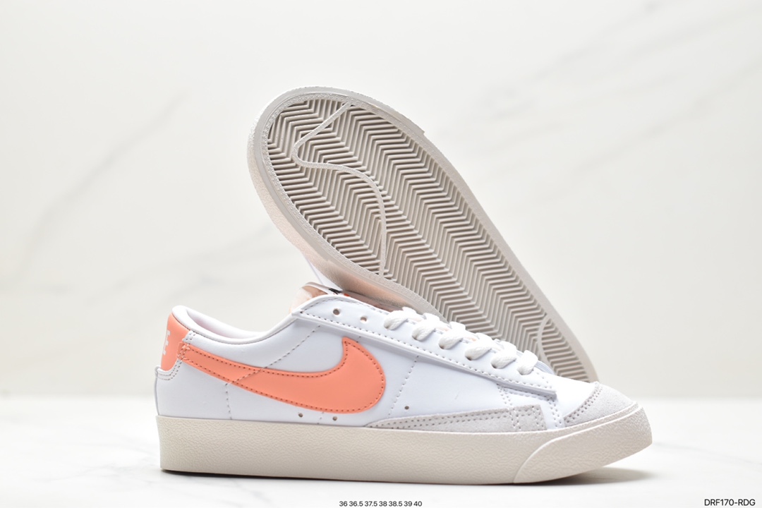 Nike Blazer Low '77 Jumbo is a versatile item that has been completely renovated and upgraded. The classic Blazer shoe DJ0292-101