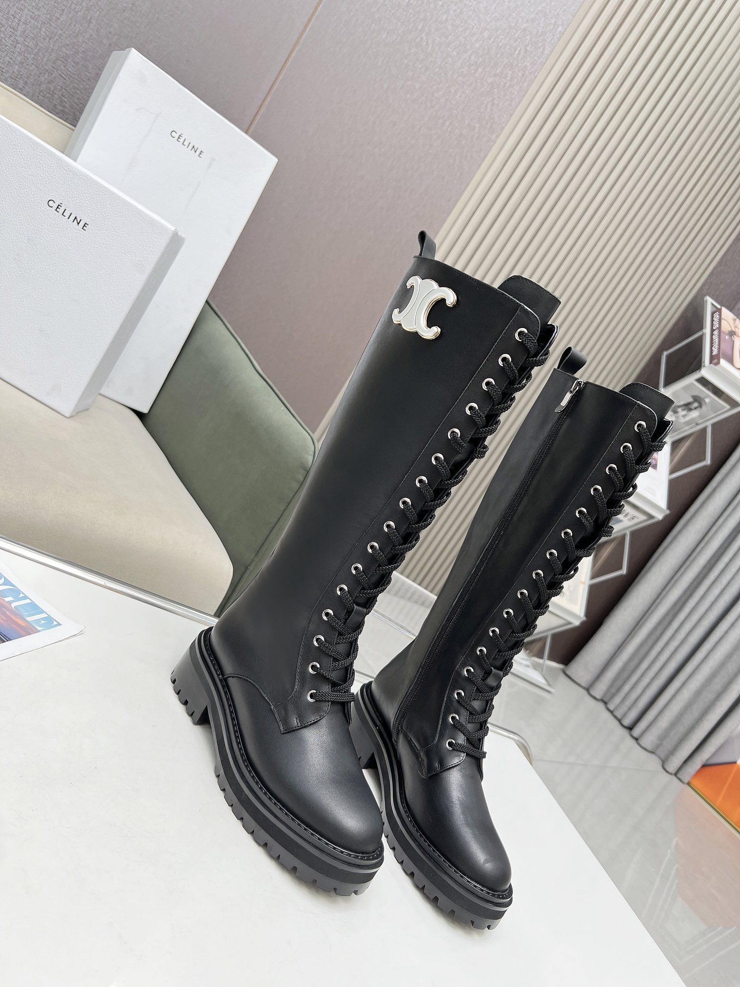 P380CELINE赛琳 2023新款细带机车女厚底侧拉链长靴，完美扣子搭配、头层牛皮面，羊皮里，垫脚，35-41，