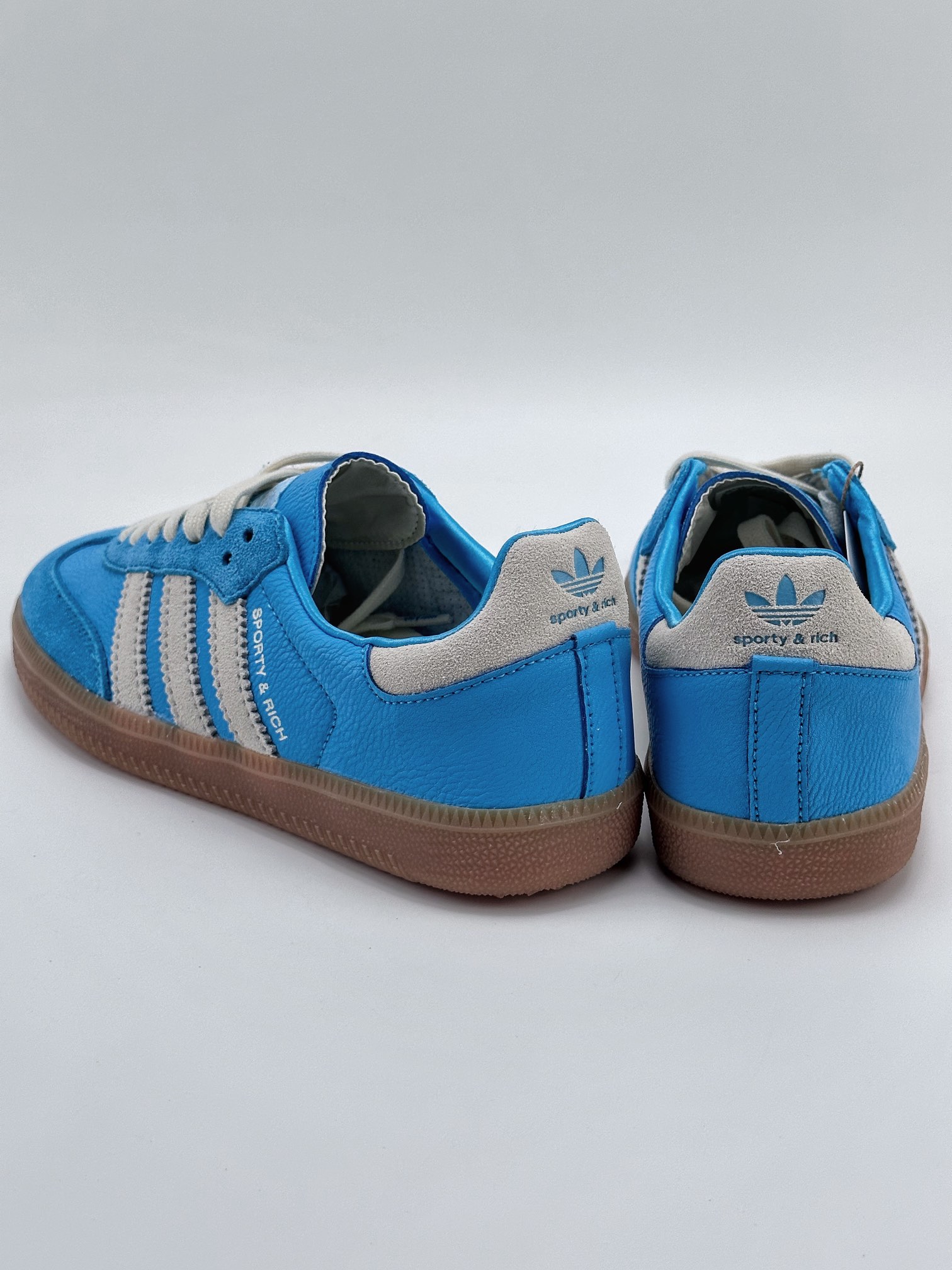 AD Originals Samba x SPORTY & RICH sky blue and white joint samba training shoes IE6975SJ