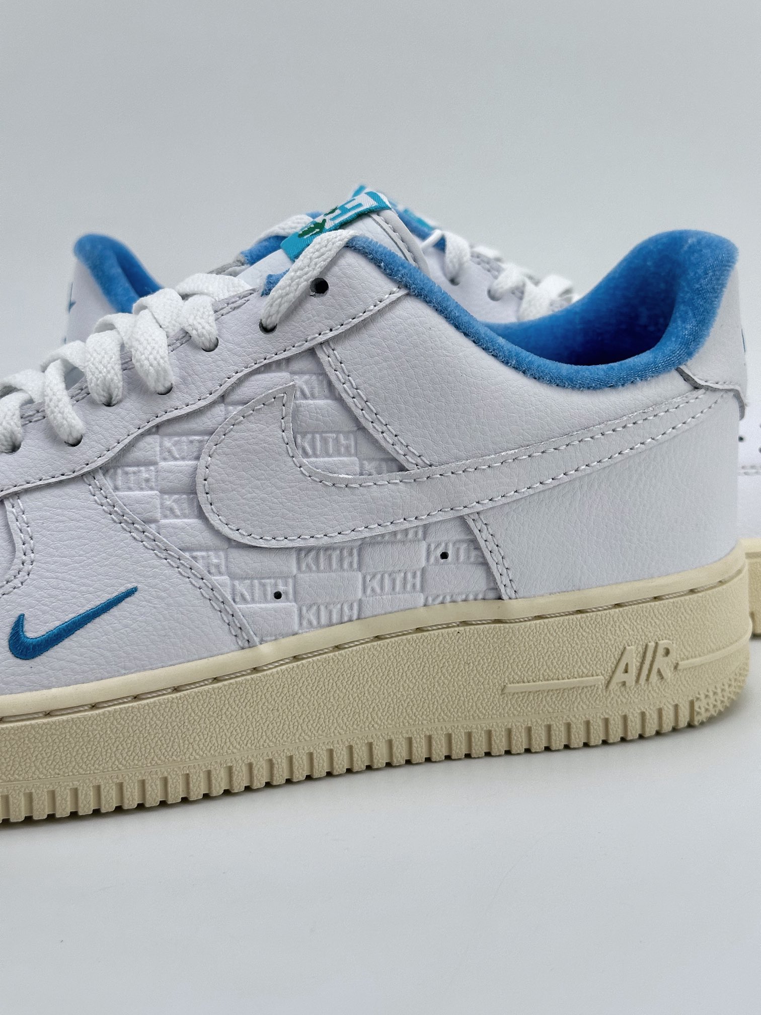 Nike Air Force 1 Low 07 x KITH 白蓝 DC9555-100