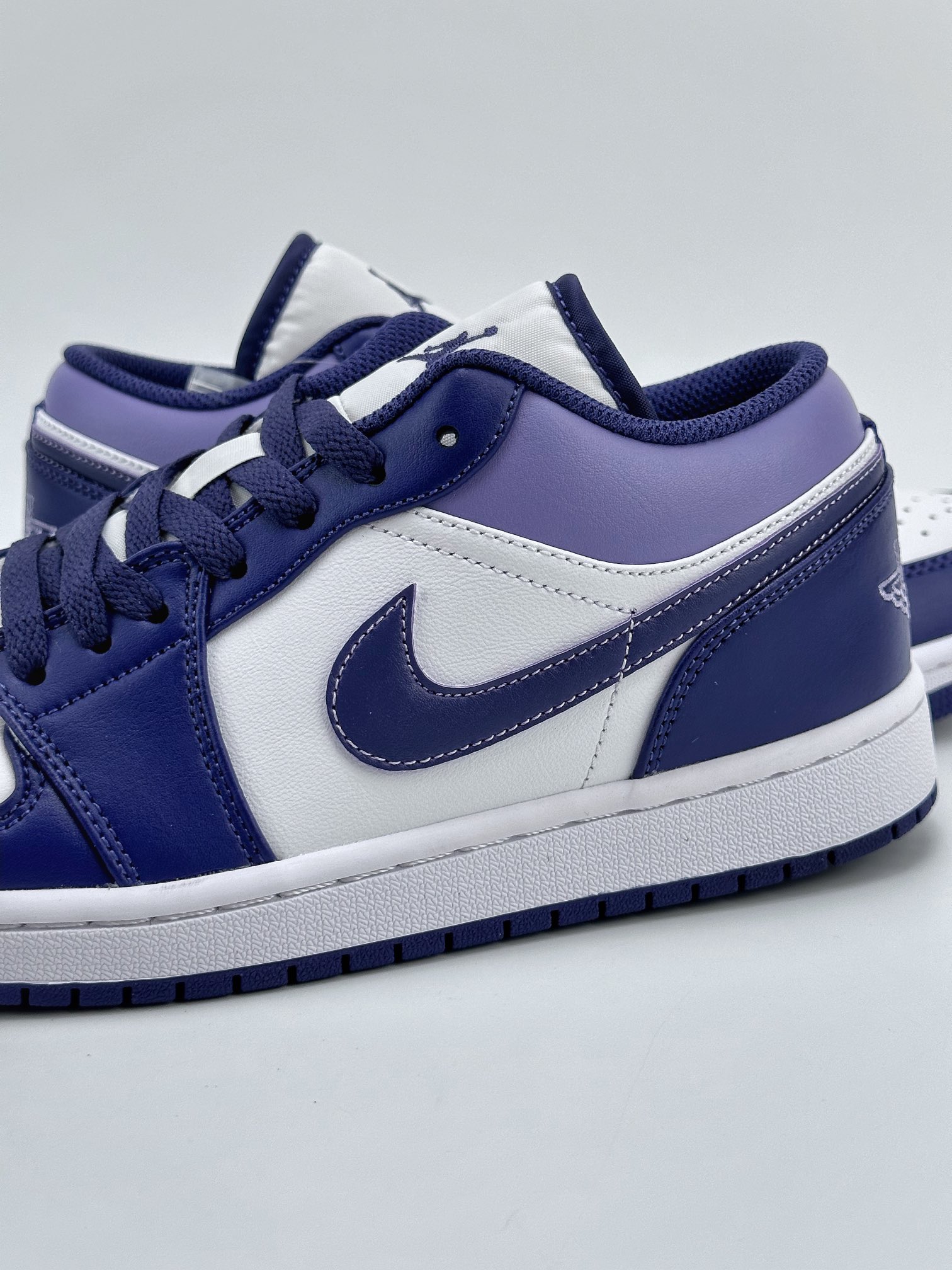 Air Jordan 1 Low Covered In Purple Tones 紫色 553558-515