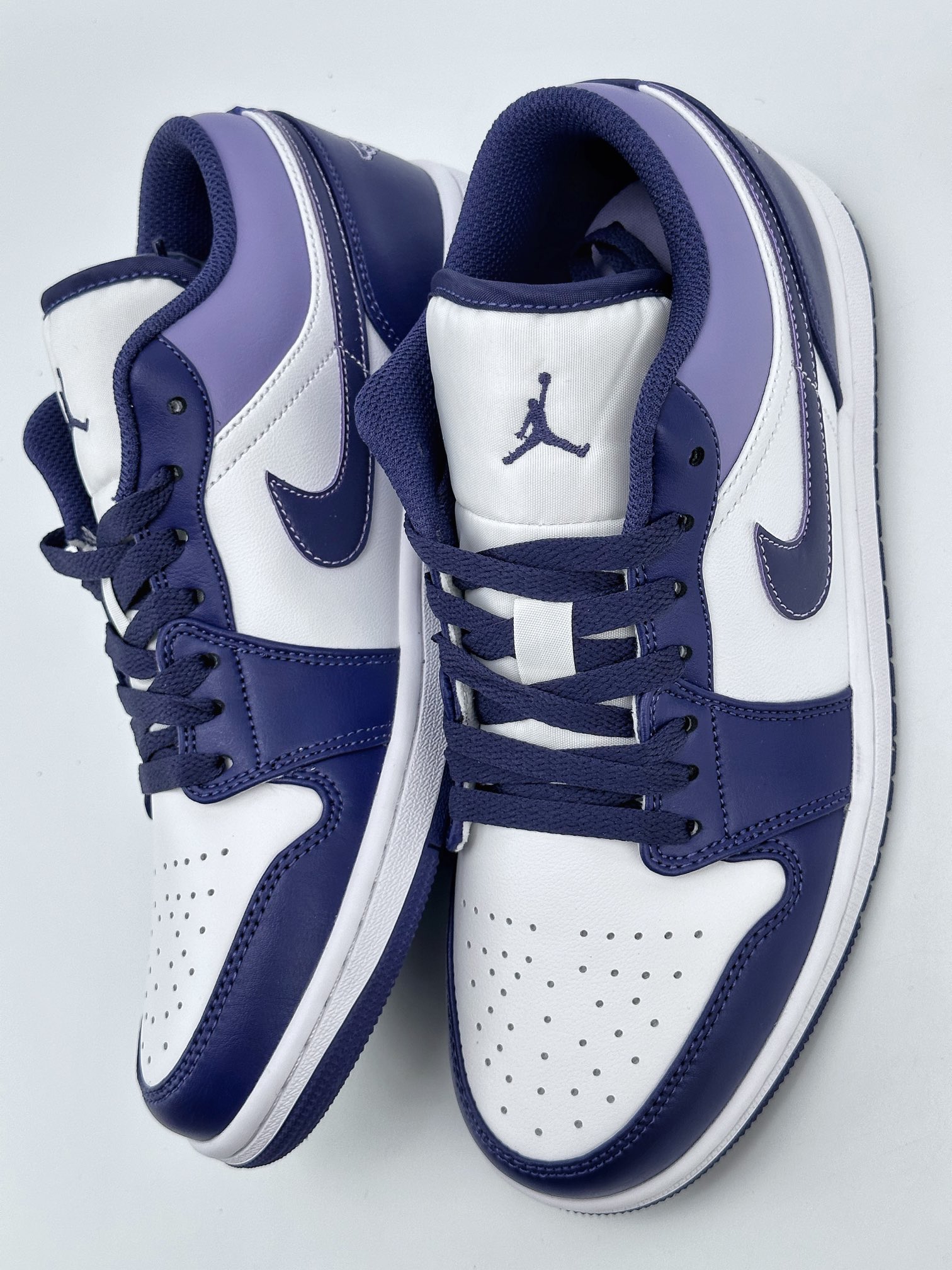 Air Jordan 1 Low Covered In Purple Tones 紫色 553558-515