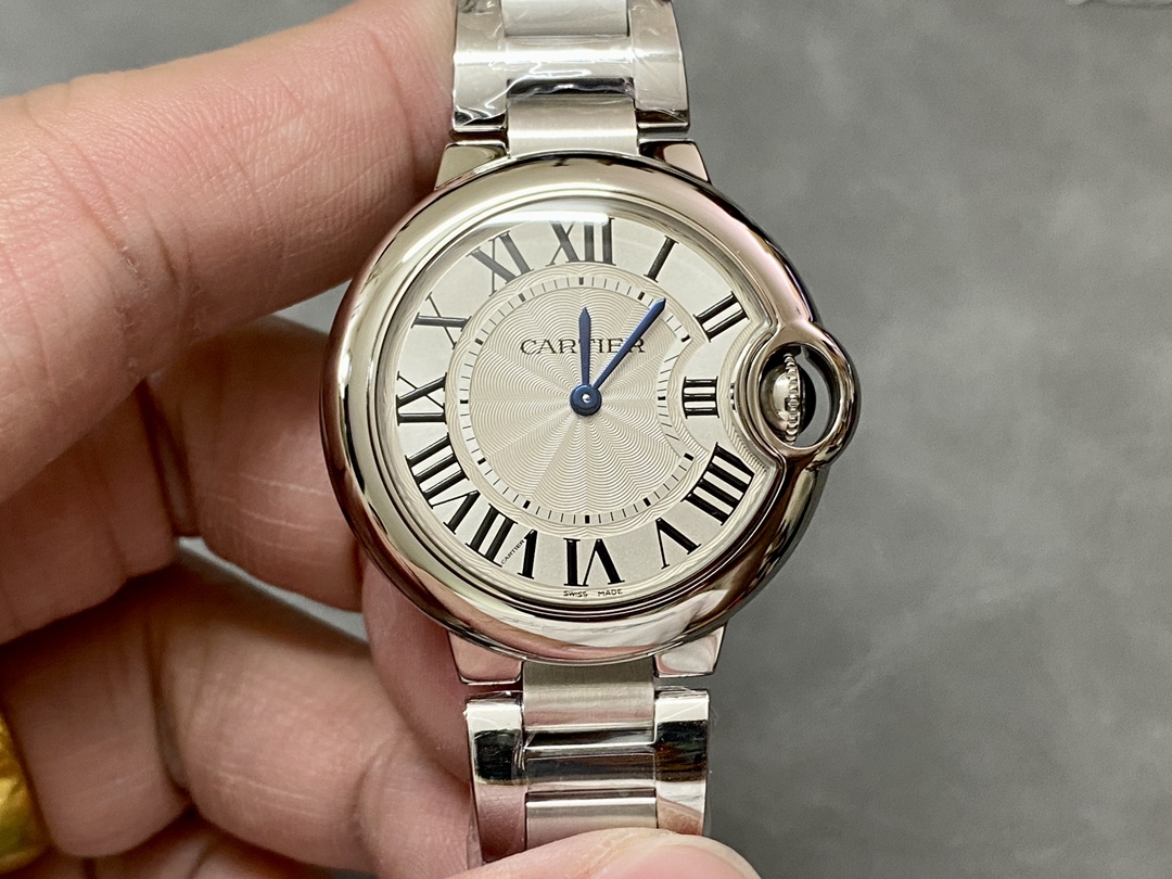 1:1
 Cartier Watch Blue Quartz Movement