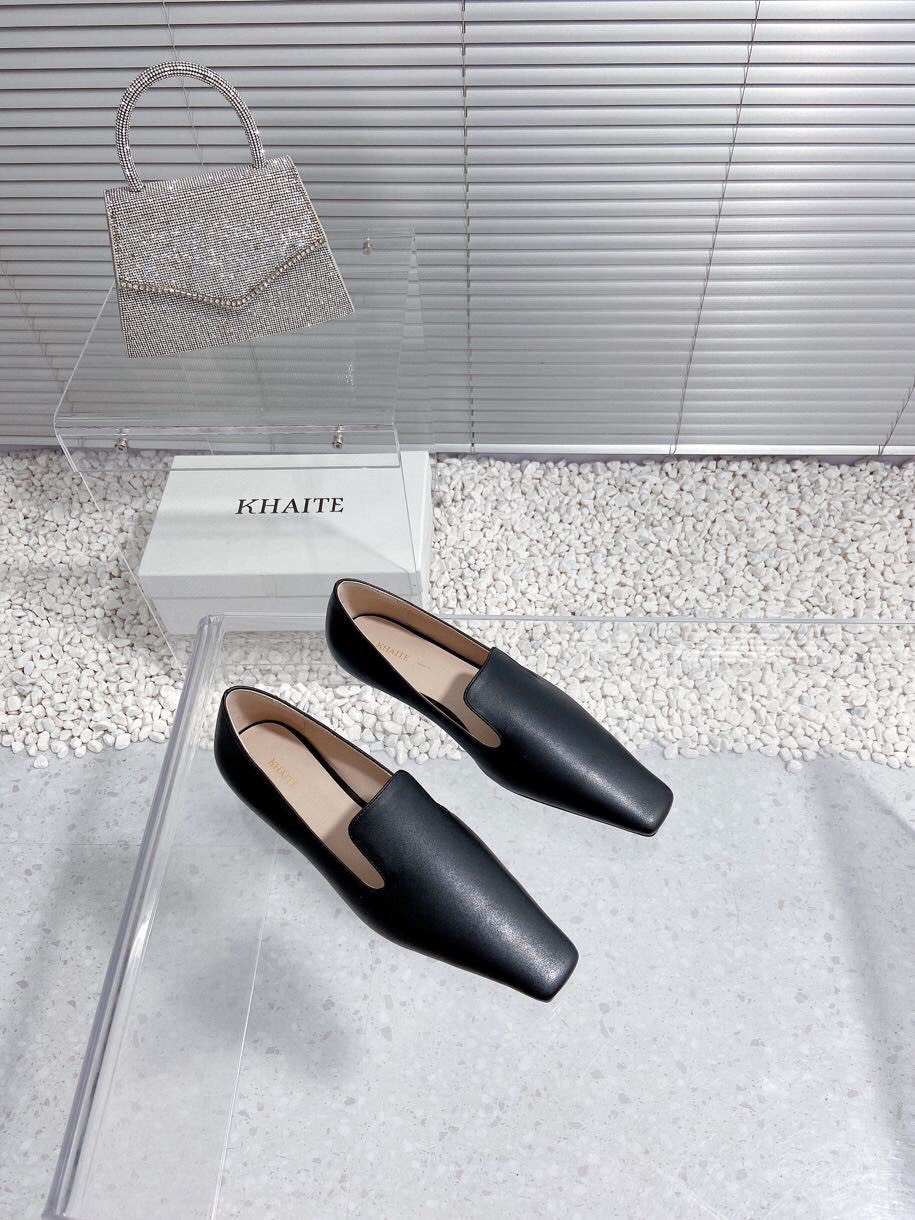 Khaite Top Edition: 23 New Oxen Skin Shoes with Sheepskin Inner. - 图片 3