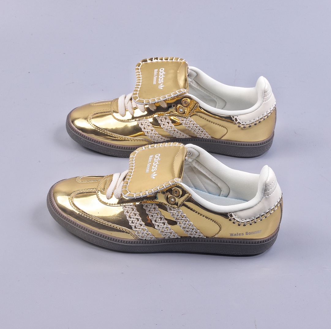 AD Originals Samba Classic Samba Series Gentleman German Training Football Style All-match Low-top Casual Sports Shoes ”Mirror Gold Rice White Caramel Bottom” IG8282