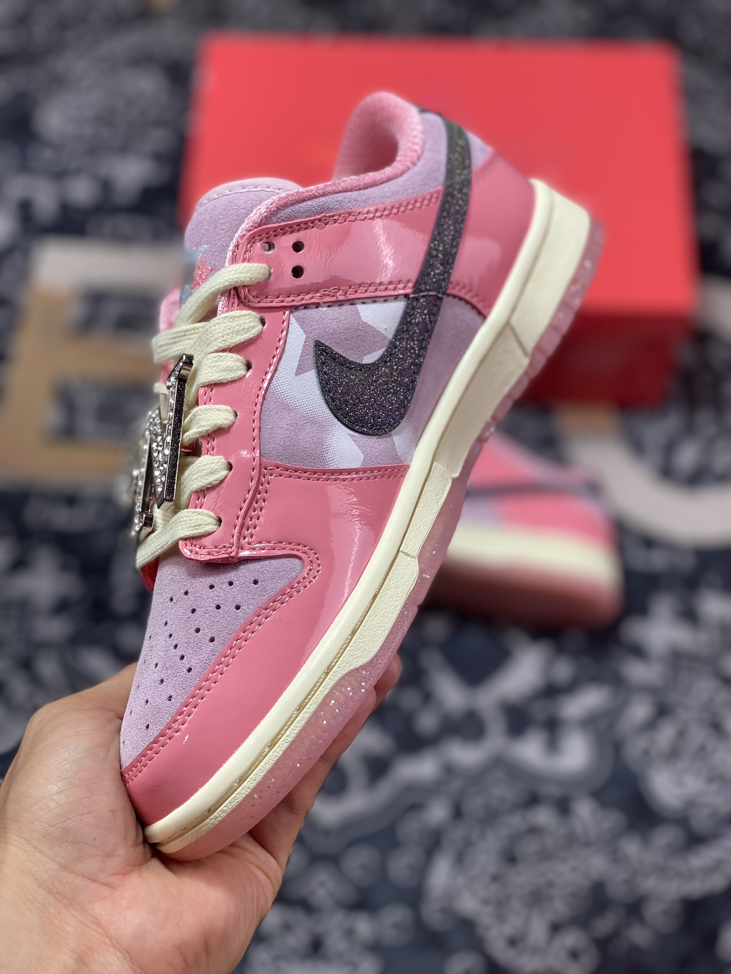 220 Nike SB Dunk Low “Barbie” 芭比 FN8927-621