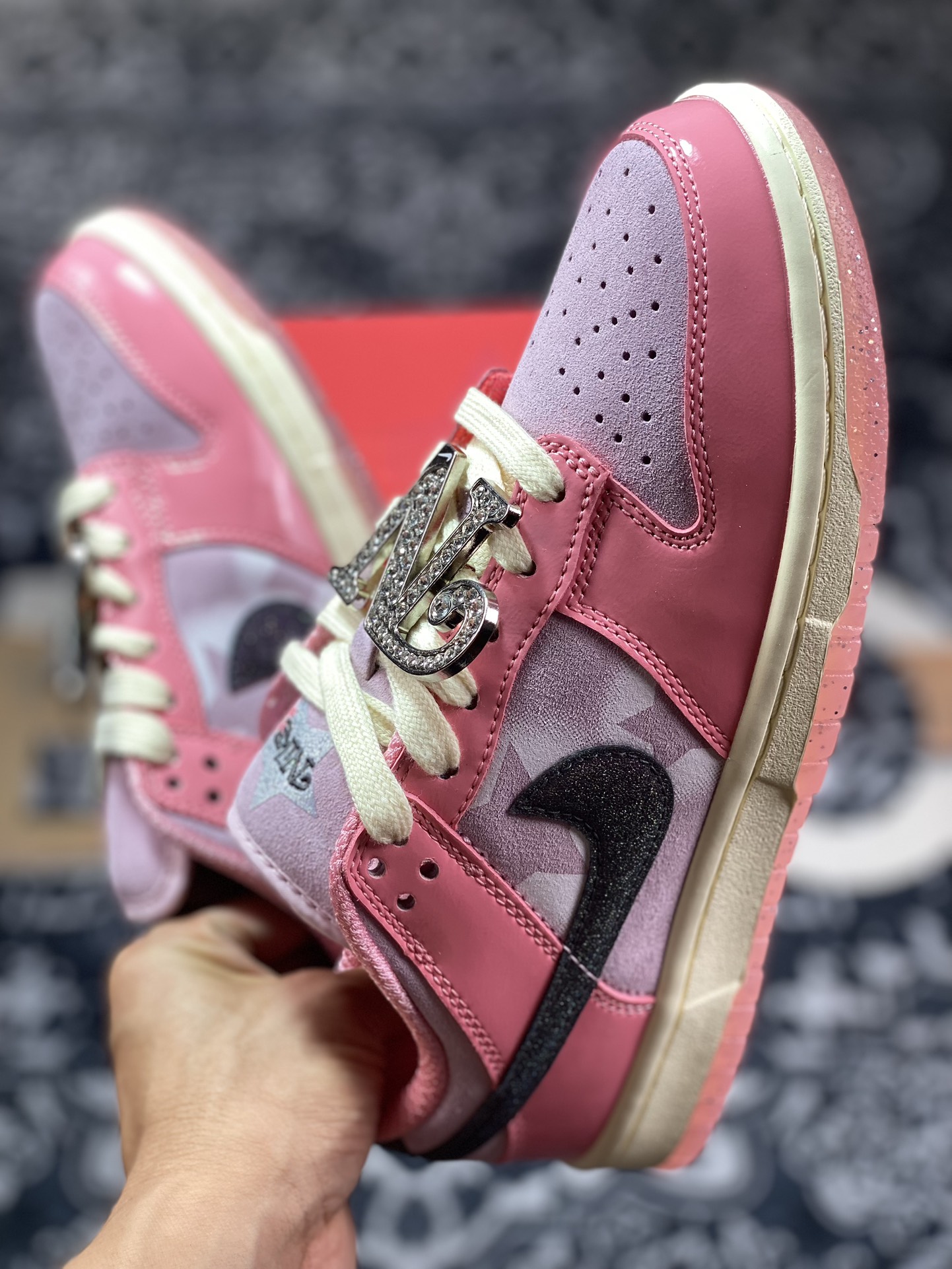 220 Nike SB Dunk Low “Barbie” 芭比 FN8927-621