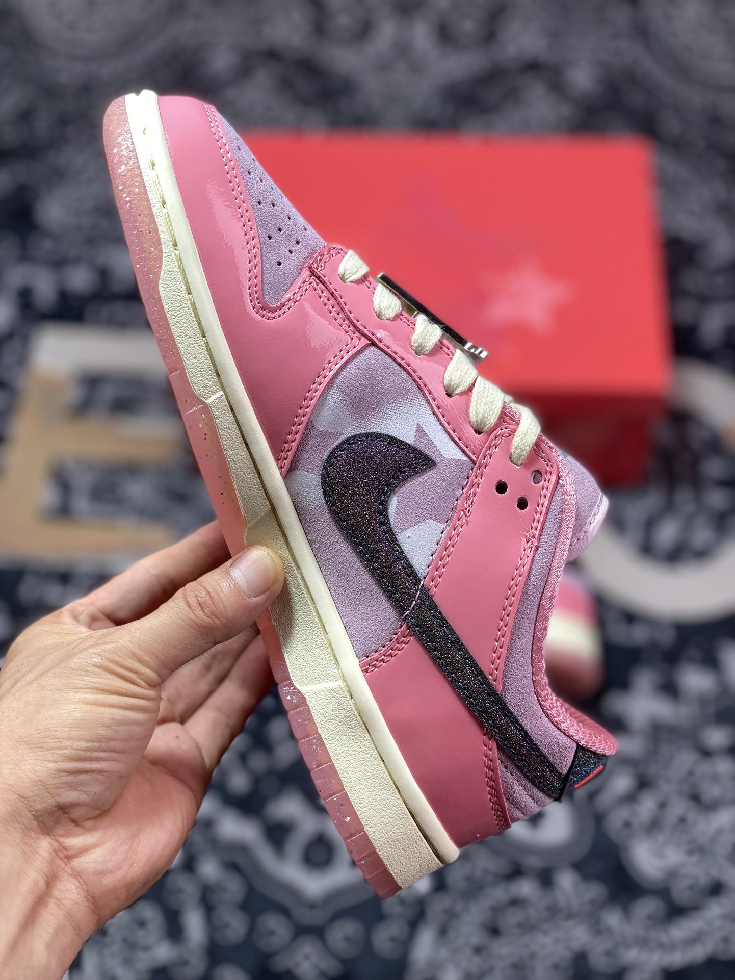 Nike SB Dunk Low “Barbie” 芭比 FN8927-621