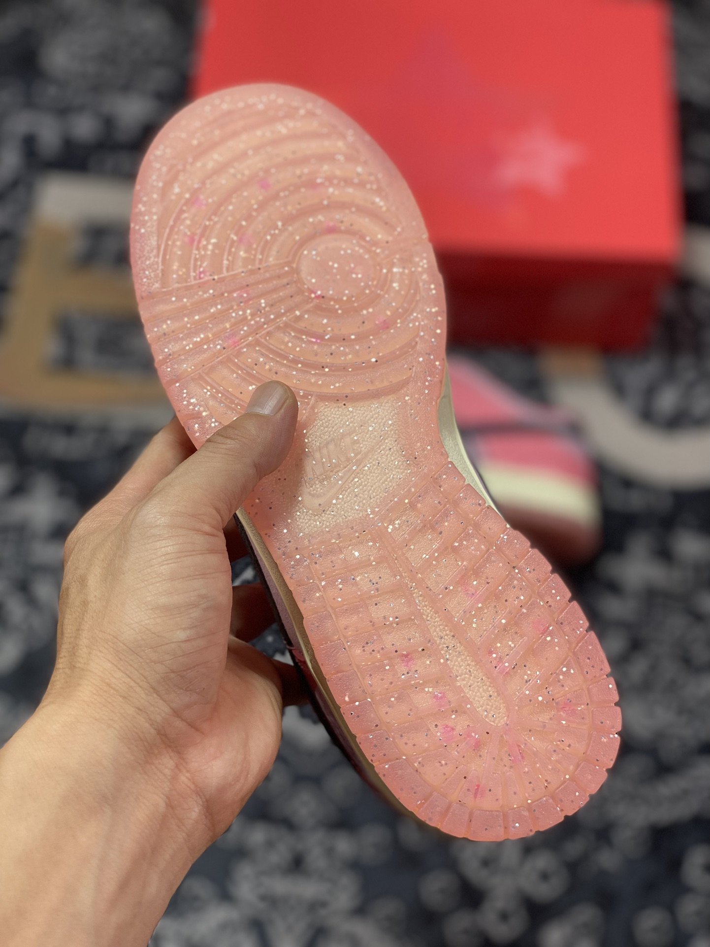 220 Nike SB Dunk Low “Barbie” 芭比 FN8927-621