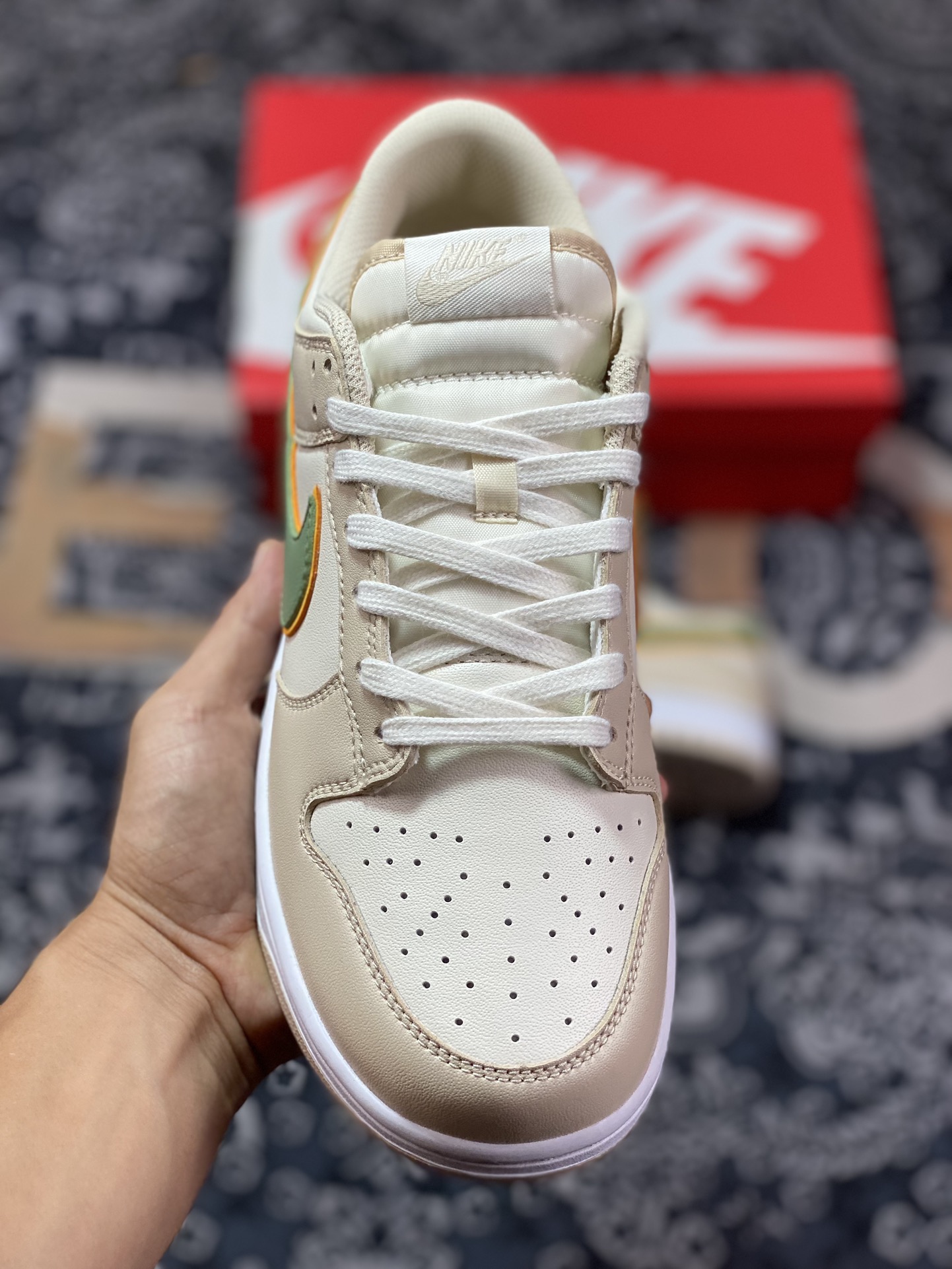 300 NK Dunk Low "Light Tan" 黄绿 FQ6869-131