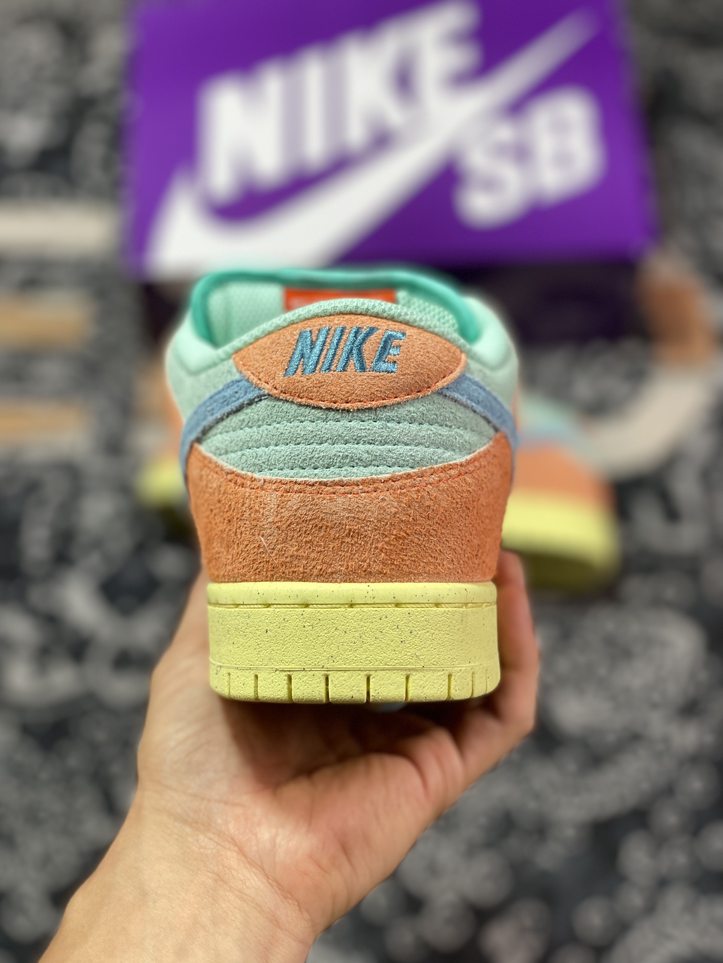 300 Nike SB Dunk Low Pro"Orange Aqua"扣篮系列低帮休闲运动滑板板鞋“翻毛湖水蓝亮橙”DV5429-800