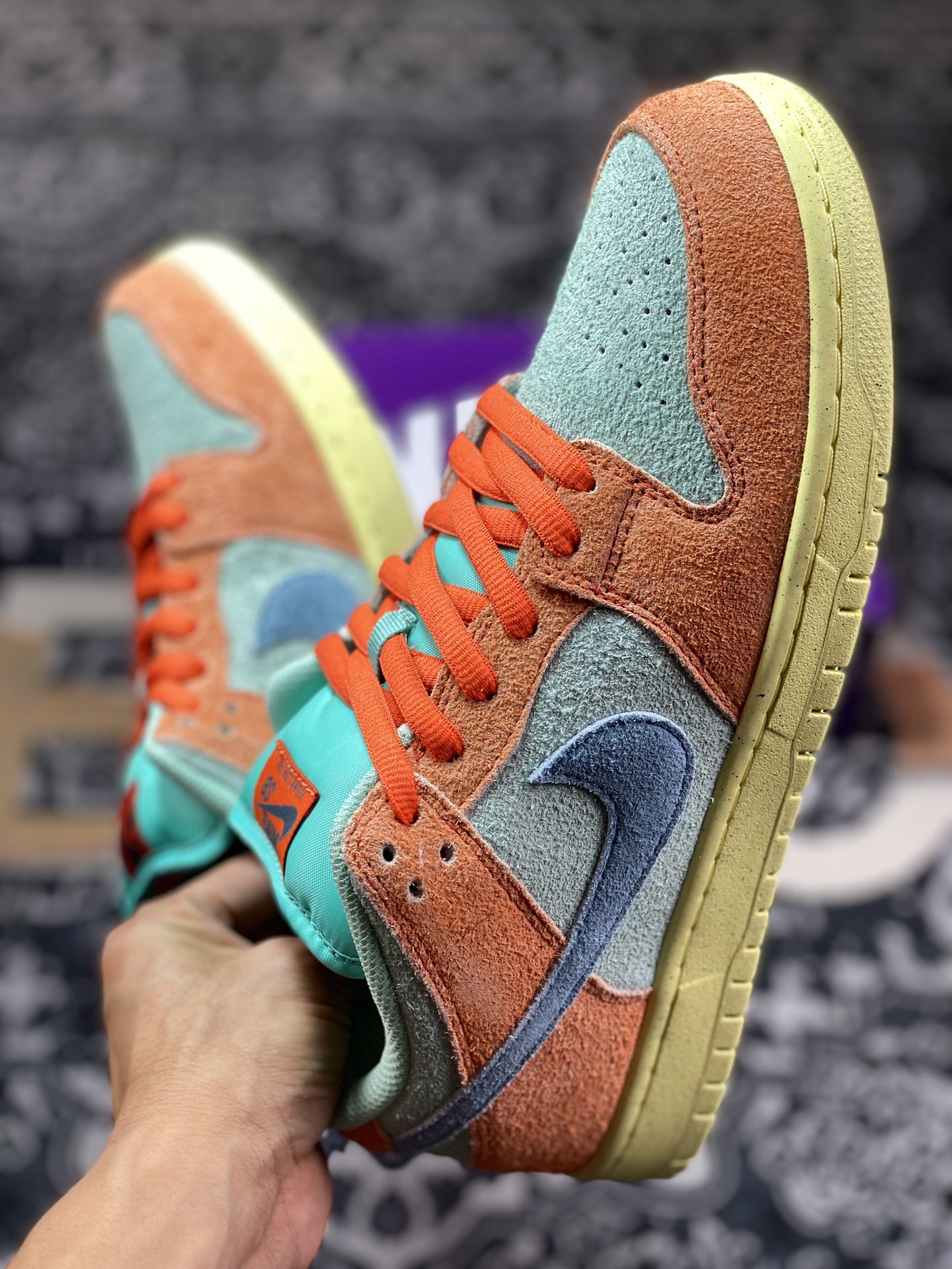 300 Nike SB Dunk Low Pro"Orange Aqua"扣篮系列低帮休闲运动滑板板鞋“翻毛湖水蓝亮橙”DV5429-800