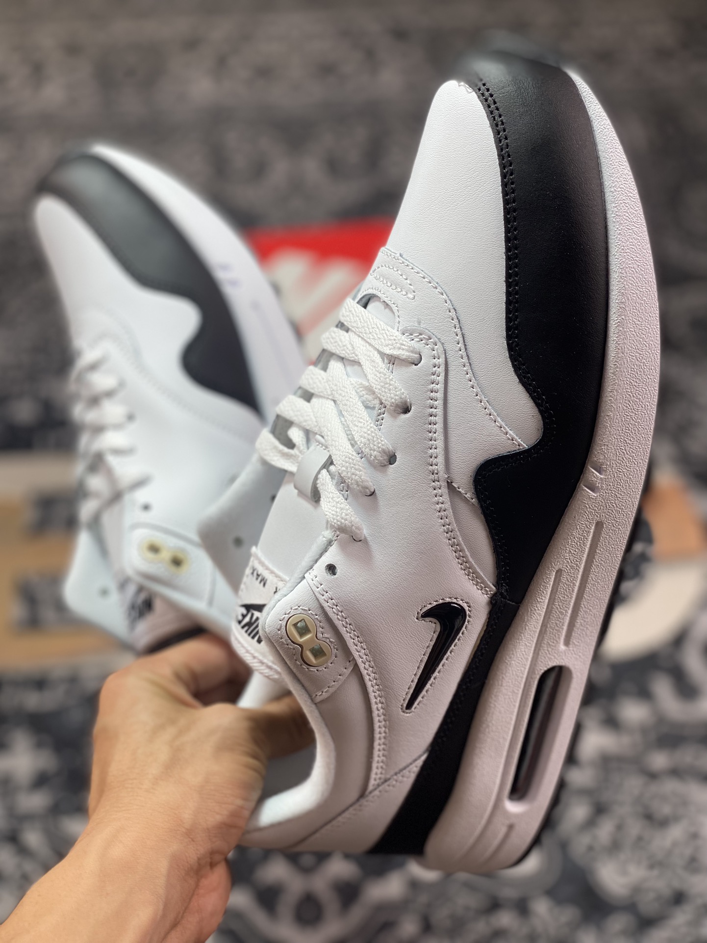 180 NK Air Max 1 白黑小钩 918354-100