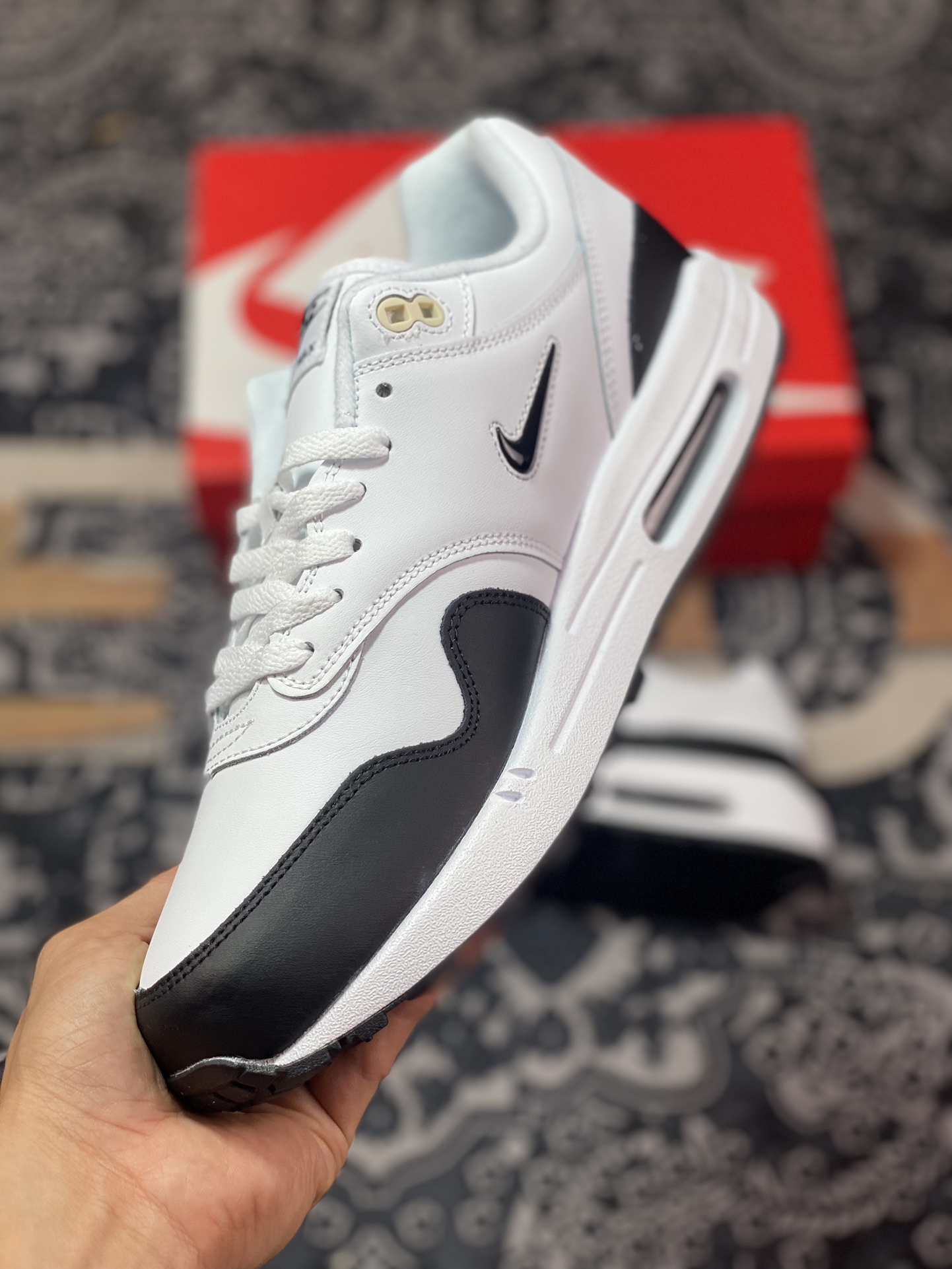 180 NK Air Max 1 白黑小钩 918354-100