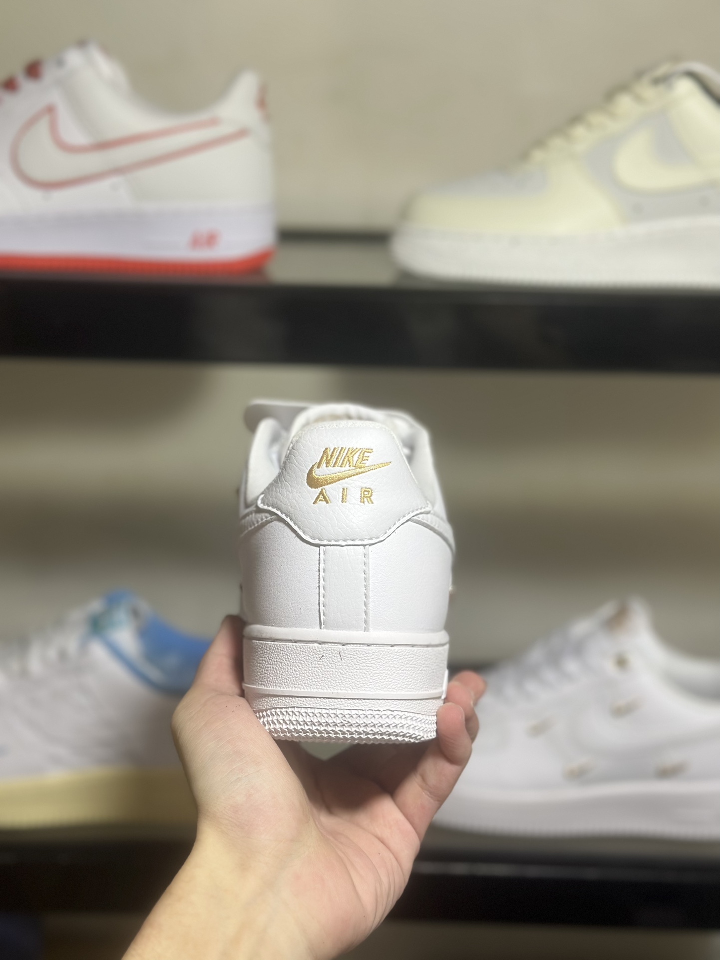 NikeAirForce1Low金四