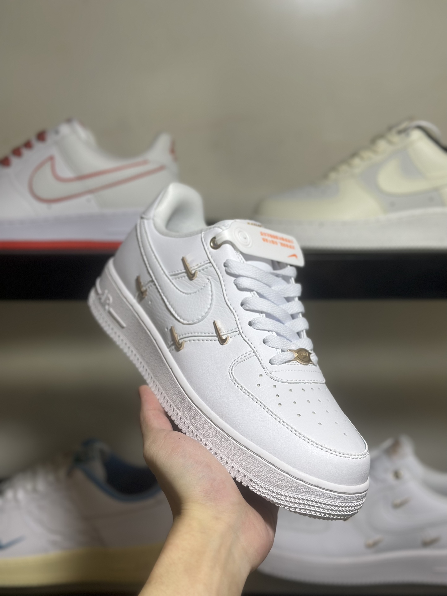 NikeAirForce1Low金四