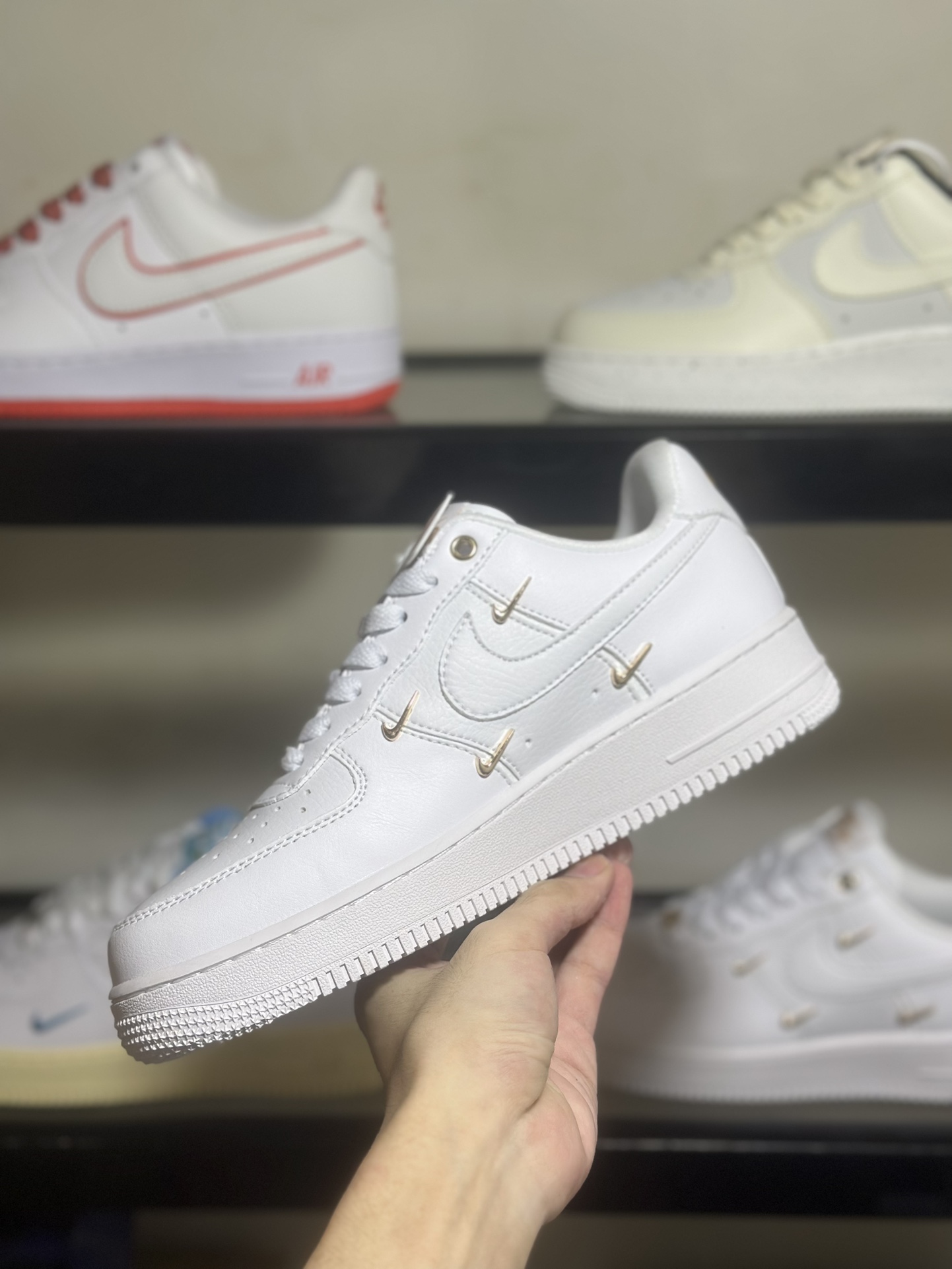 NikeAirForce1Low金四