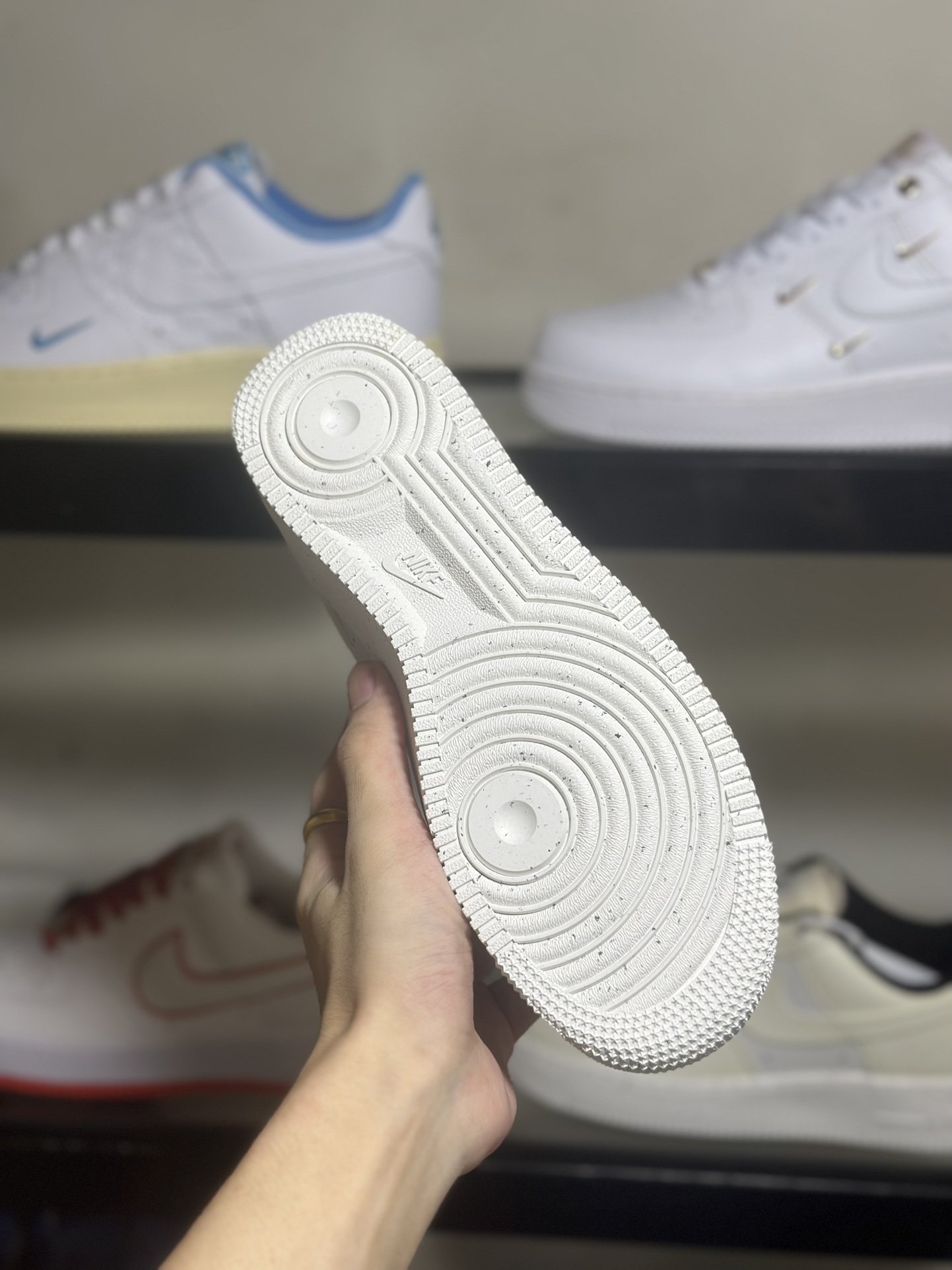 NikeAirForce1Low奶黄