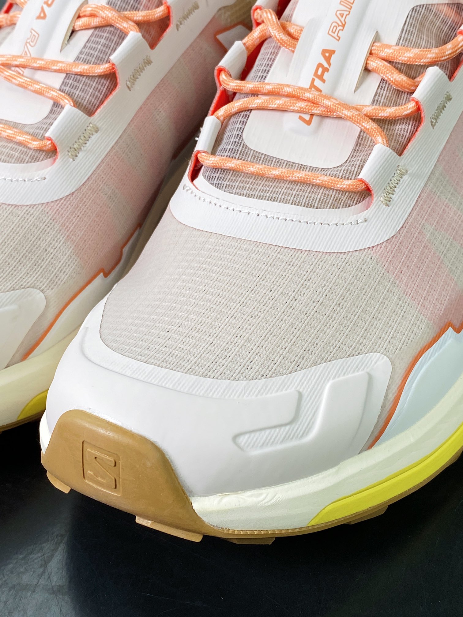 Salomon Ultra Raid ”Beige White/Pink” enhanced raid series low-top running shoes ”beige orange pink” 416604