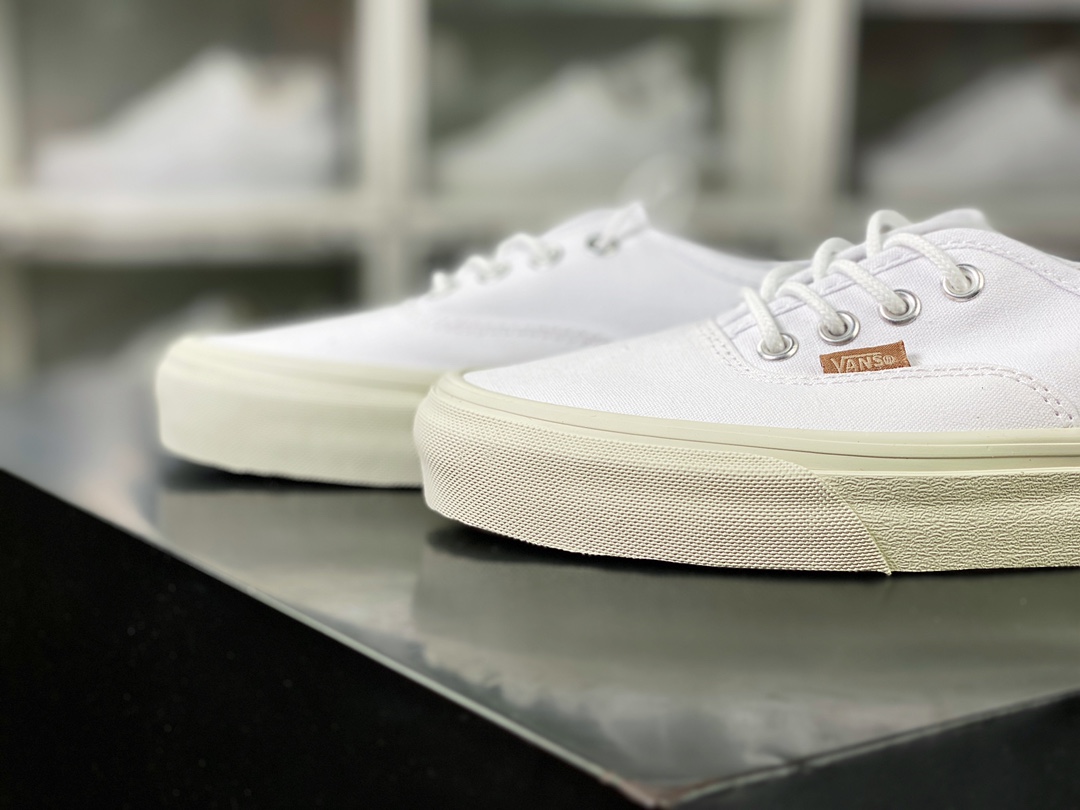 JJJJound x 【Vans】 OG Authentic LX ”White” Anaheim 5-hole low-top lace-up sneakers ”Joint Sail White” VN0A4CS4W00