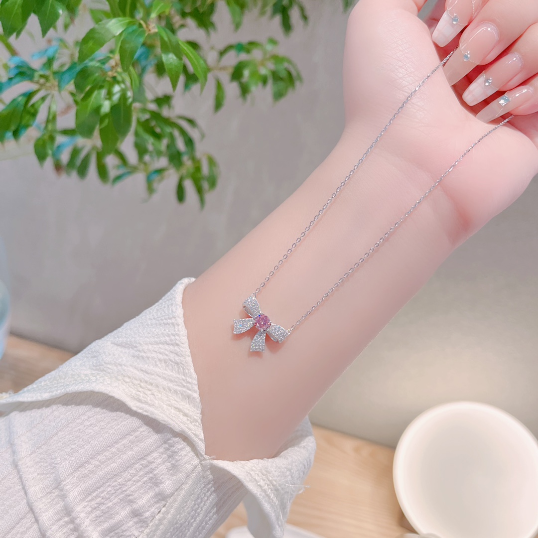 Hypoallergenic Silver Moissanite Necklace Minimalist Mother's Day