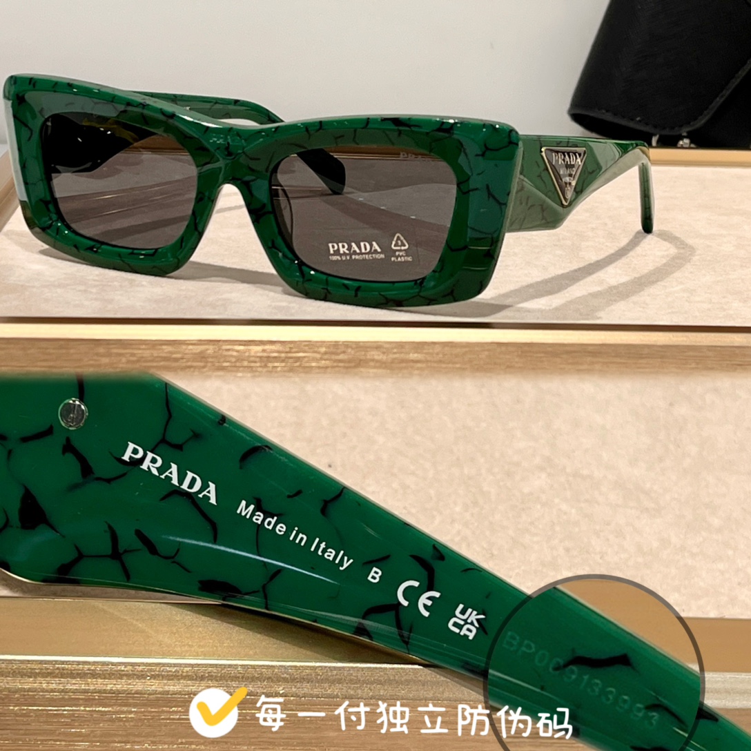  最好版本 Prada❗️ 
Kendall Brasil 同款 
PR13Z 简约，立体感十足 
非世