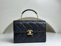 AAAA Quality Replica
 Chanel Classic Flap Bag Handbags Crossbody & Shoulder Bags Cowhide