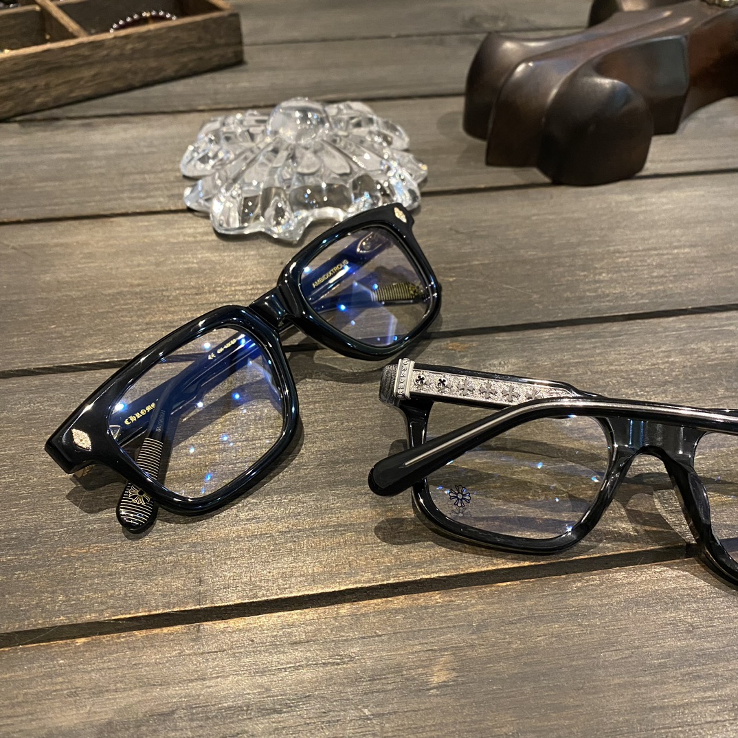 Eyeglass Frames