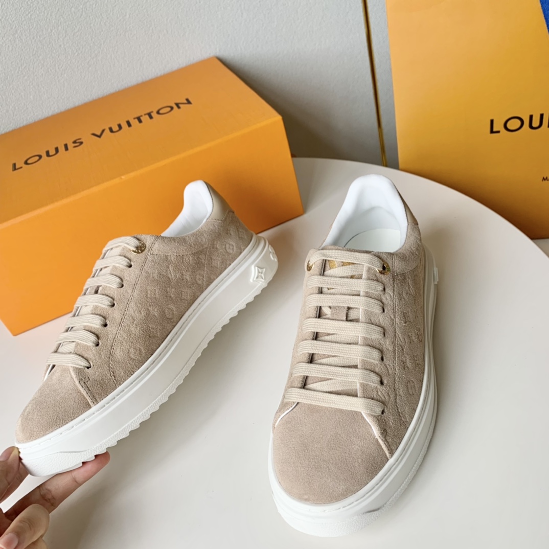 Louisvuittonfw23newarrival2023秋冬新款本款TimeOut厚底板鞋麂皮压暗花