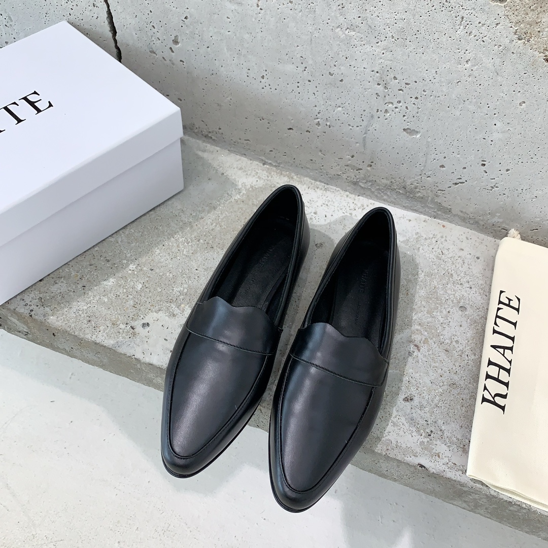 “Khaite 2023 Shoes: High-Quality, Long-Lasting, and Very Nice Italian Leather Footwear”