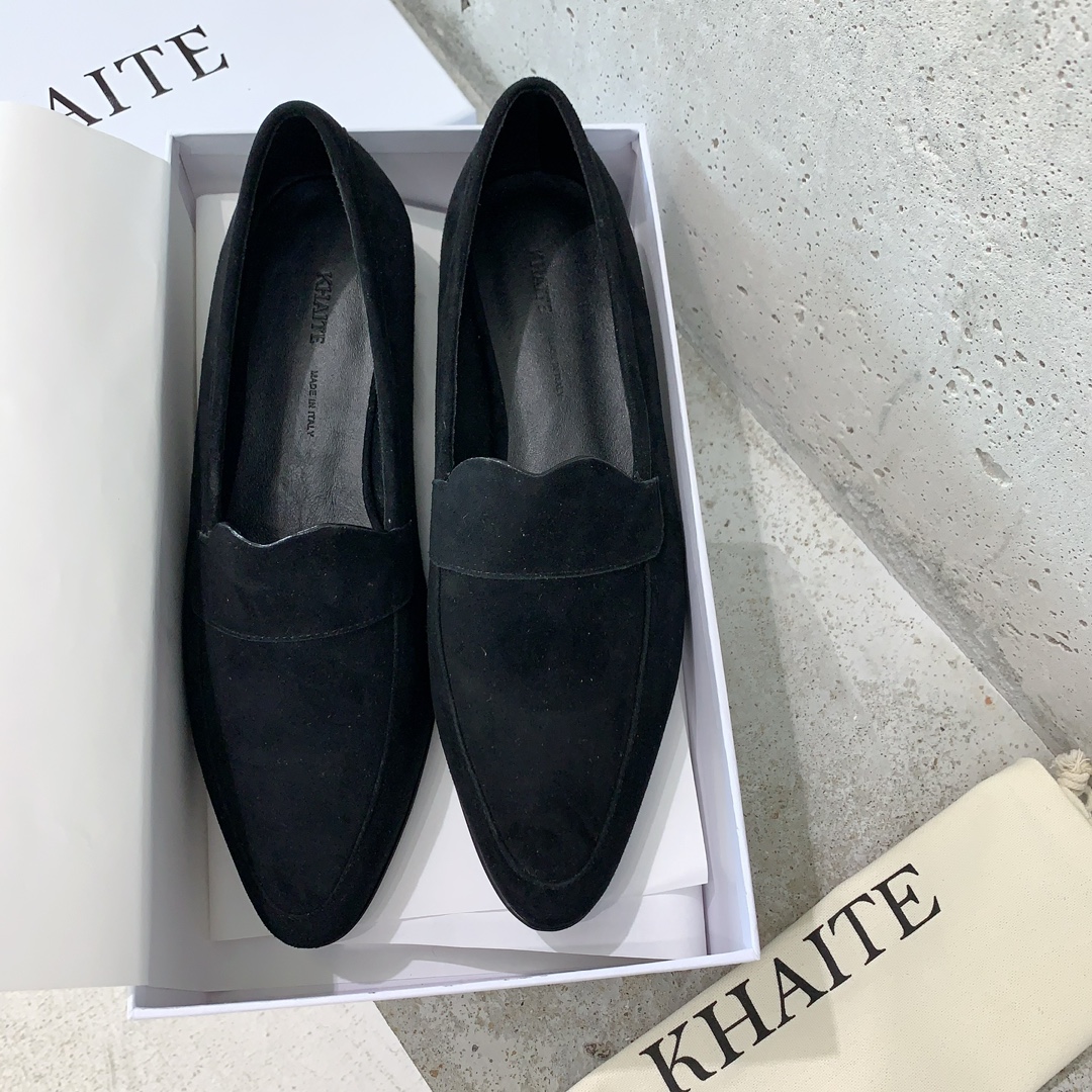 “Khaite 2023 Collection: High-Quality Long-Lasting Shoes in Various Sizes” - 图片 5