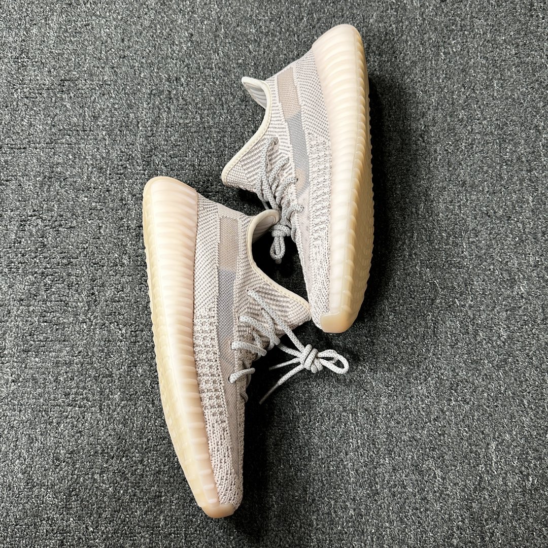 Yeezy粉满天星尺码36-48总裁