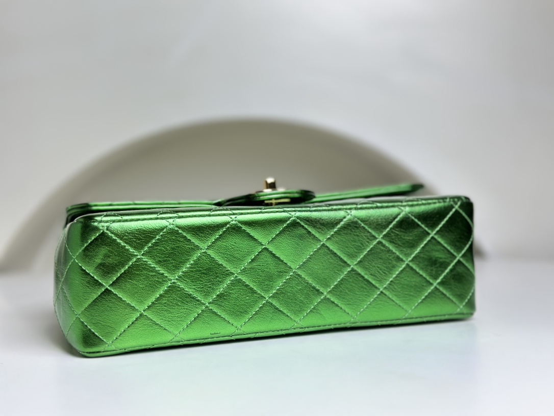 Large Limited Edition Chanel Vintage Second-hand Mother Bag