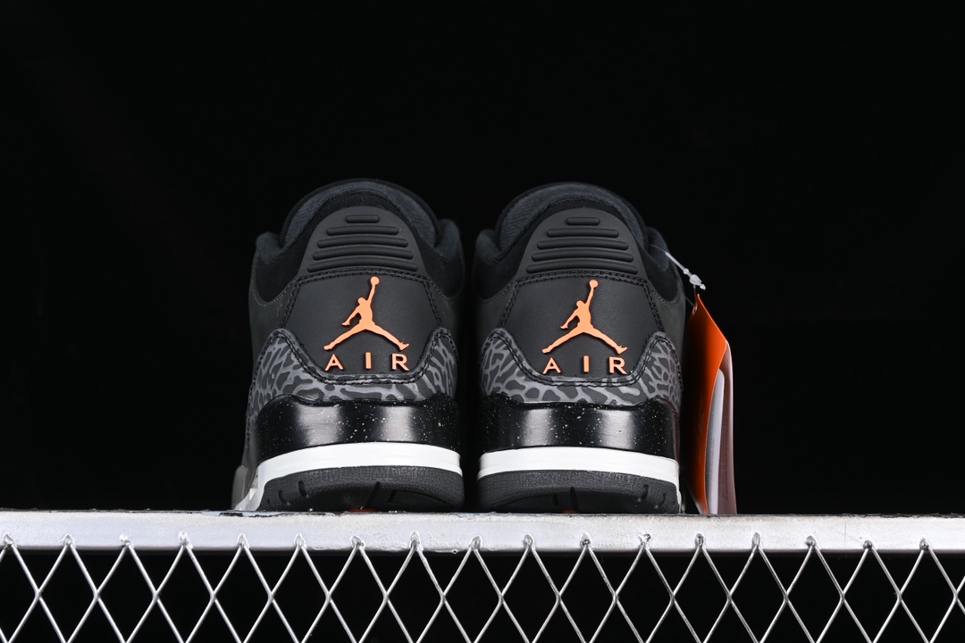 💰190真标💰280公司级💰380纯原
Air Jordan 3 Retro "Fear" AJ3 乔3恐惧 深灰 CT8532-080
#鞋款采用全橙色和黑色配色方案,采用优质深灰色翻毛皮鞋面,后跟黑色和白色斑点中底,搭配黑色橡胶外底,特别是橙色撞色设计突出了鞋款的亮点
尺码:40 40.5 41 42 42.5 43 44 44.5 45 46 47.5 3.E5