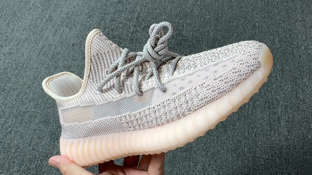 Yeezy粉满天星尺码36-48总裁