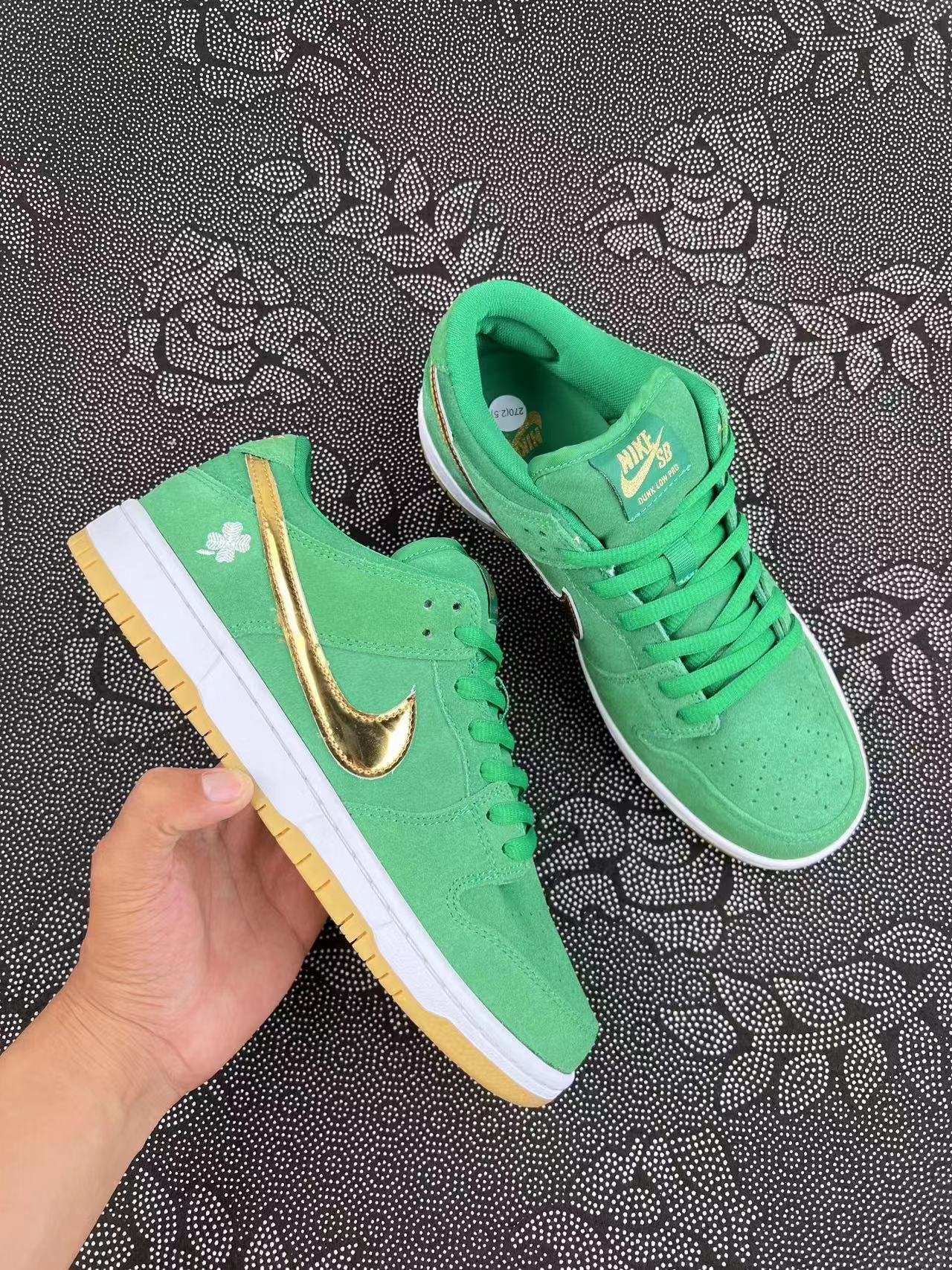 Nike SB Dunk Low Pro 