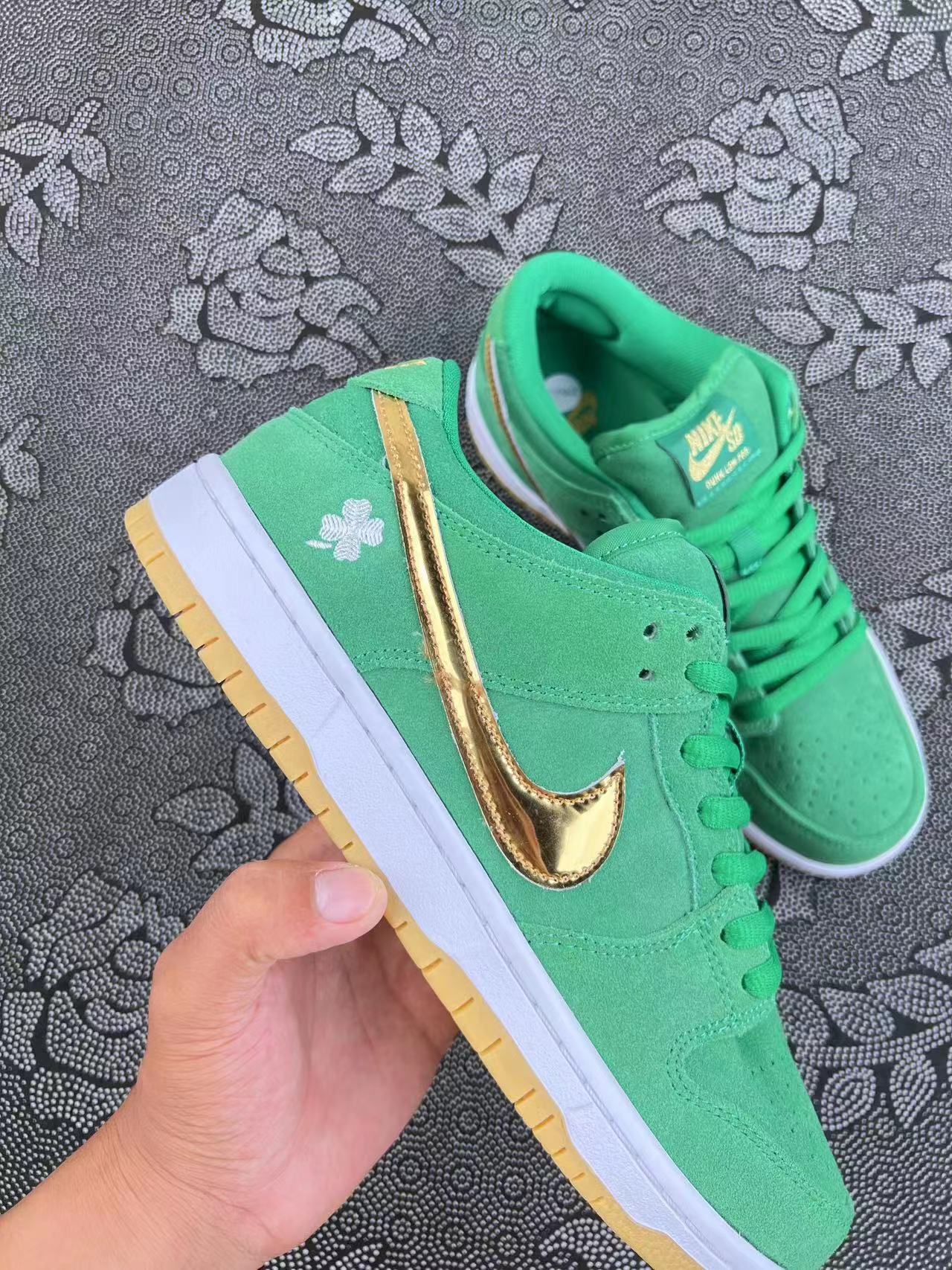 Nike SB Dunk Low Pro 