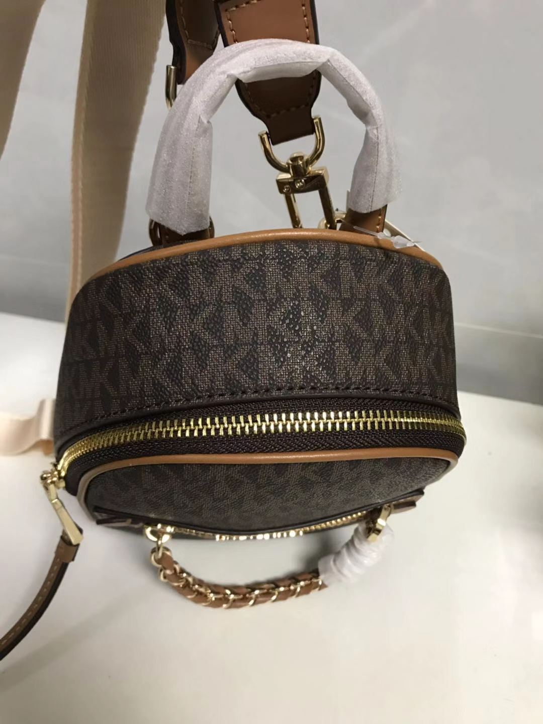 Michael Kors 迷你背包，独家2023年新款
